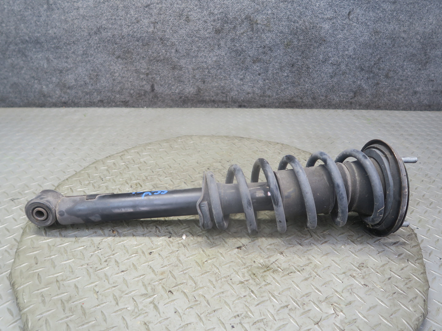 06-10 Lexus SC430 Front Left & Right Suspension Strut Shock Absorber Set 74K OEM
