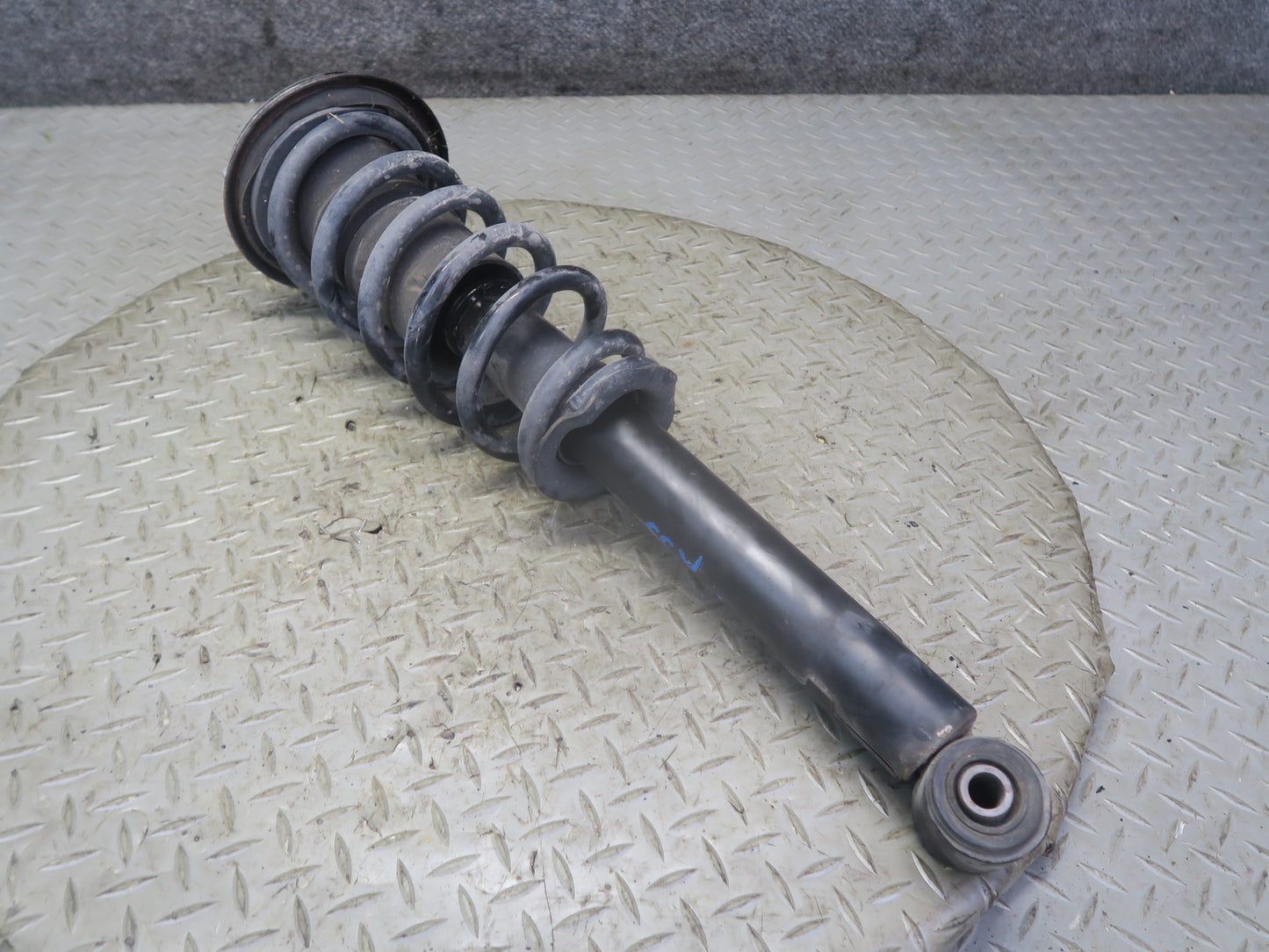 06-10 Lexus SC430 Front Left & Right Suspension Strut Shock Absorber Set 74K OEM