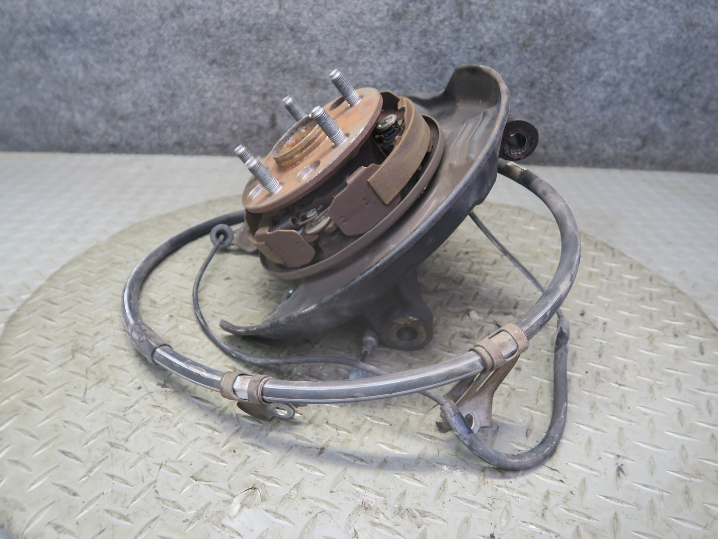 02-10 Lexus SC430 Rear Left Spindle Knuckle Wheel Hub Bearing 74K Miles OEM