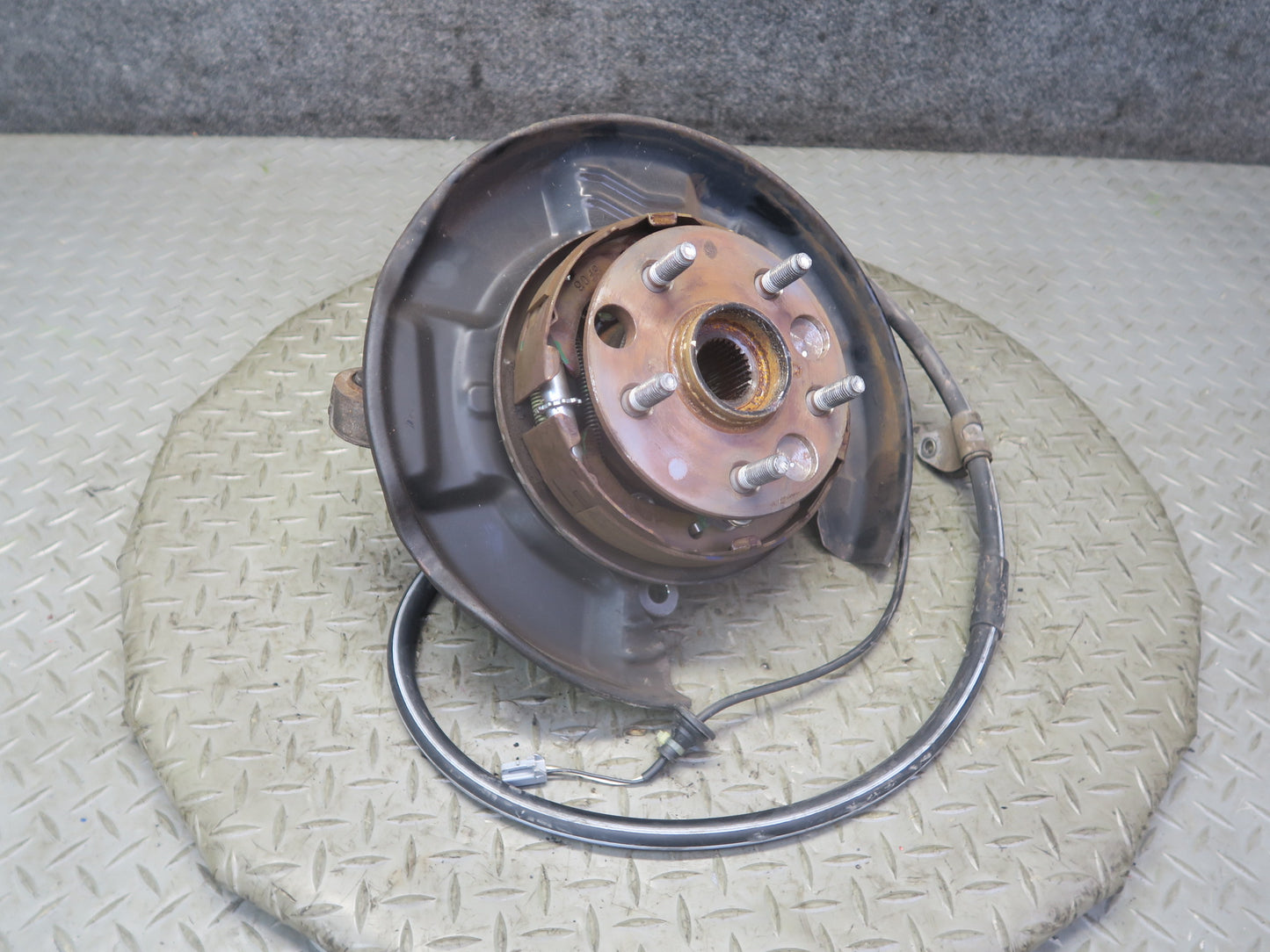 02-10 Lexus SC430 Rear Left Spindle Knuckle Wheel Hub Bearing 74K Miles OEM