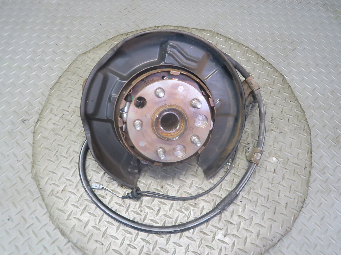 02-10 Lexus SC430 Rear Left Spindle Knuckle Wheel Hub Bearing 74K Miles OEM