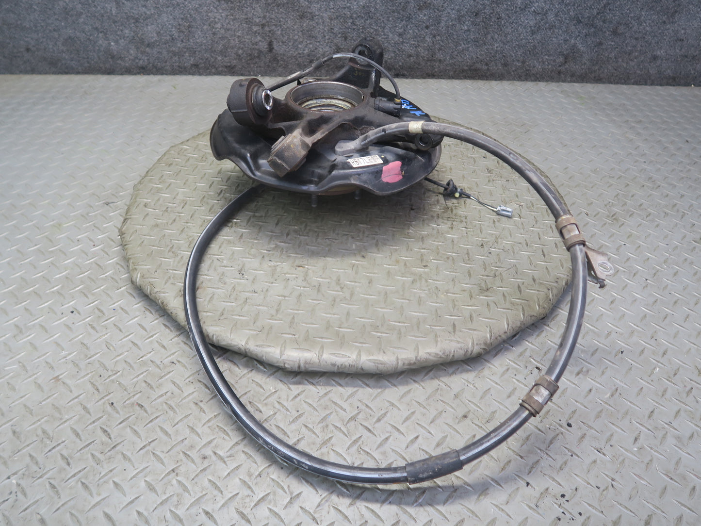 02-10 Lexus SC430 Rear Left Spindle Knuckle Wheel Hub Bearing 74K Miles OEM