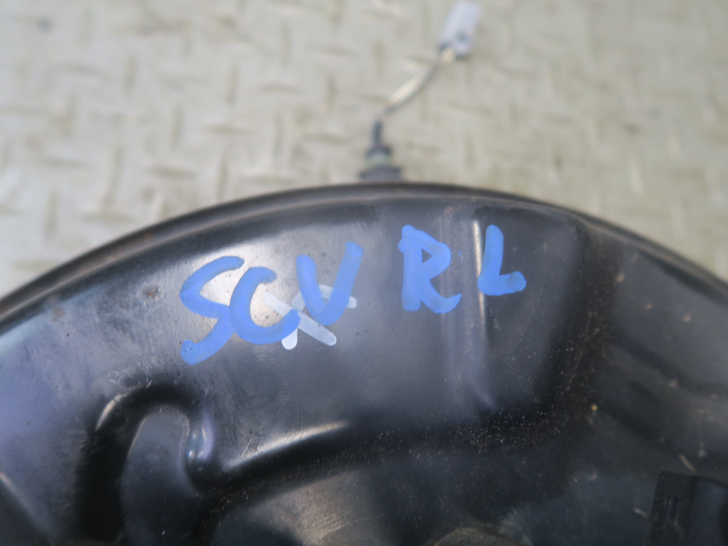 02-10 Lexus SC430 Rear Left Spindle Knuckle Wheel Hub Bearing 74K Miles OEM