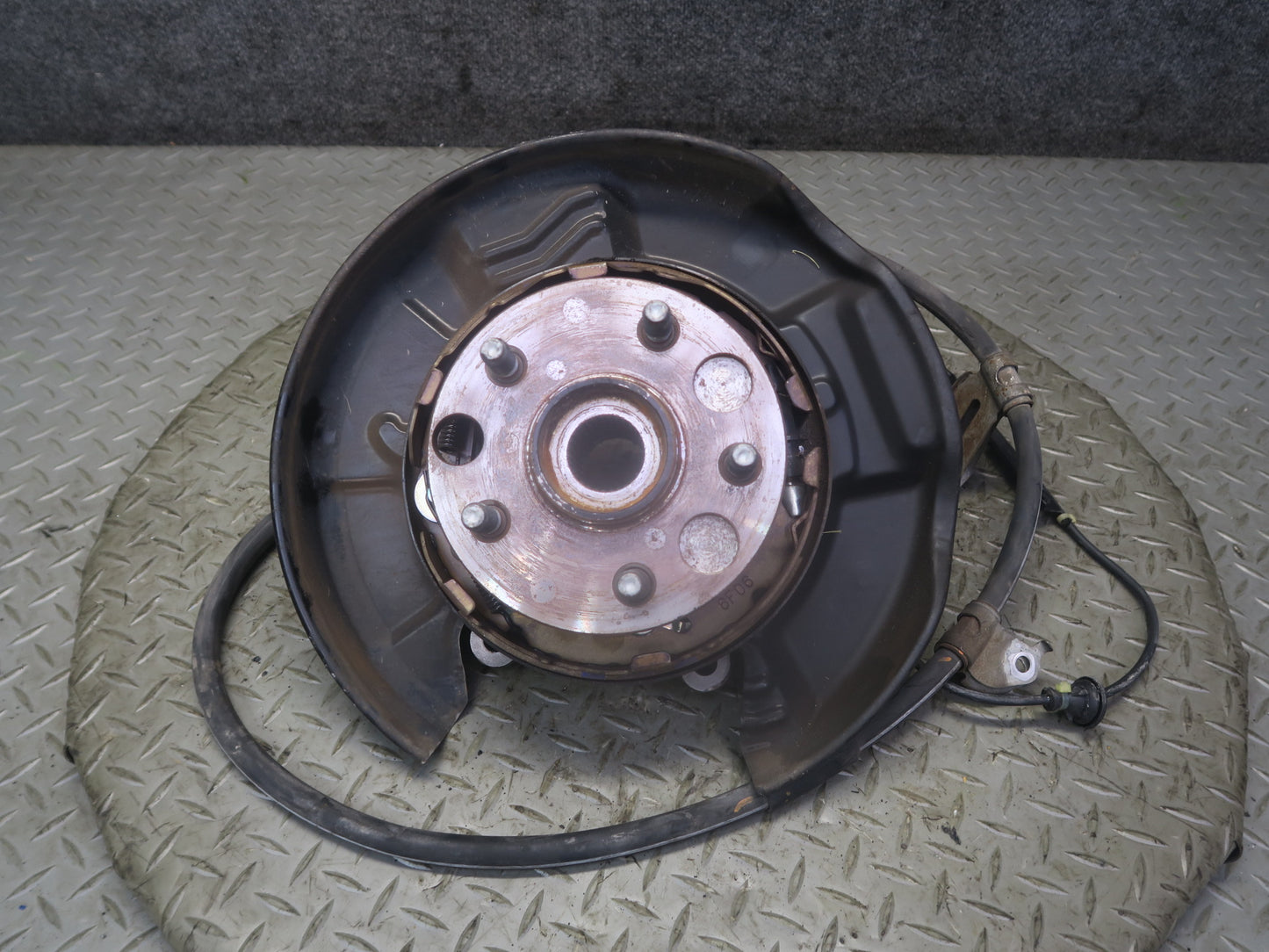 02-10 Lexus Z40 SC430 Rear Right Spindle Knuckle Wheel Hub Bearing 74K Miles OEM