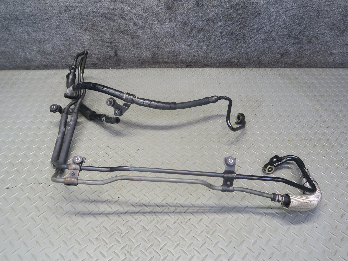 02-10 Lexus UZZ40L SC430 Power Steering Pressure Line Hose Pipe Set 74K OEM