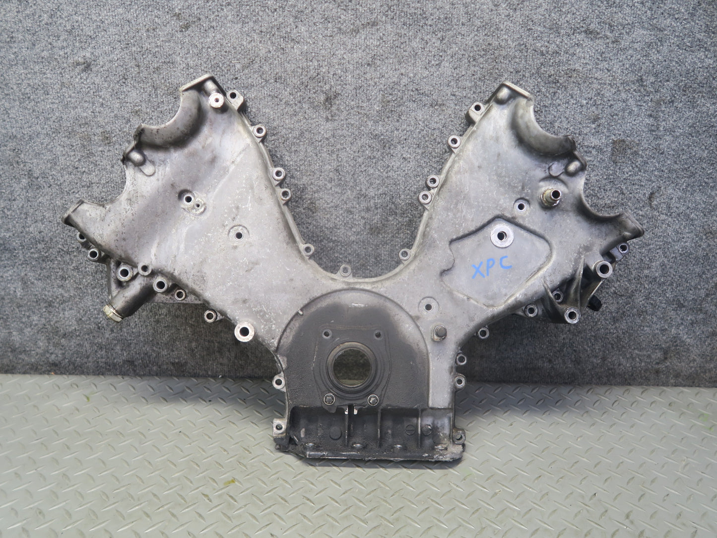 2008-2010 Porsche Cayenne 957 Turbo Front Engine Motor Timing Cover 9481011221R
