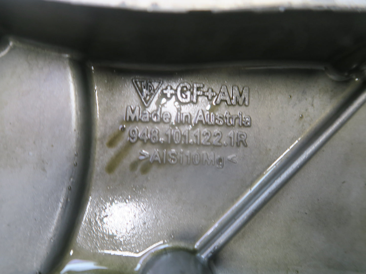 2008-2010 Porsche Cayenne 957 Turbo Front Engine Motor Timing Cover 9481011221R