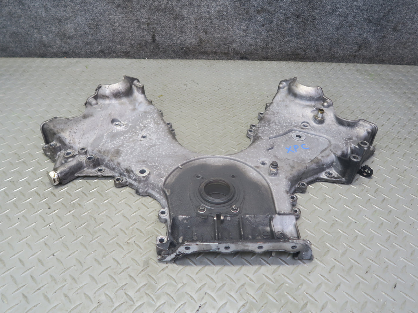 2008-2010 Porsche Cayenne 957 Turbo Front Engine Motor Timing Cover 9481011221R