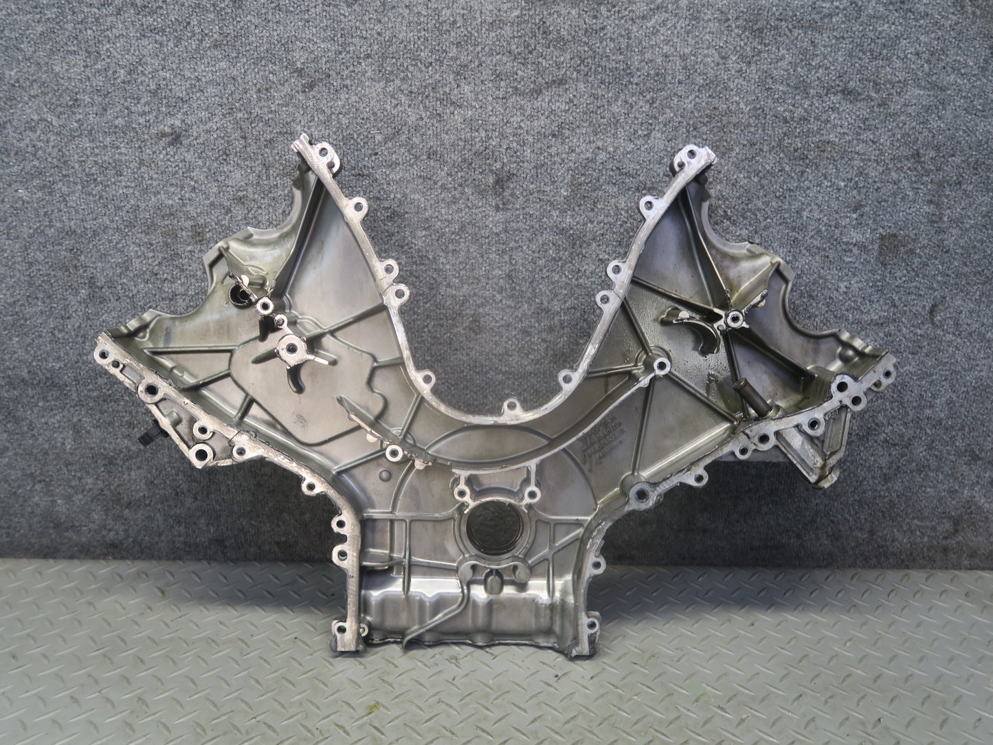 2008-2010 Porsche Cayenne 957 Turbo Front Engine Motor Timing Cover 9481011221R