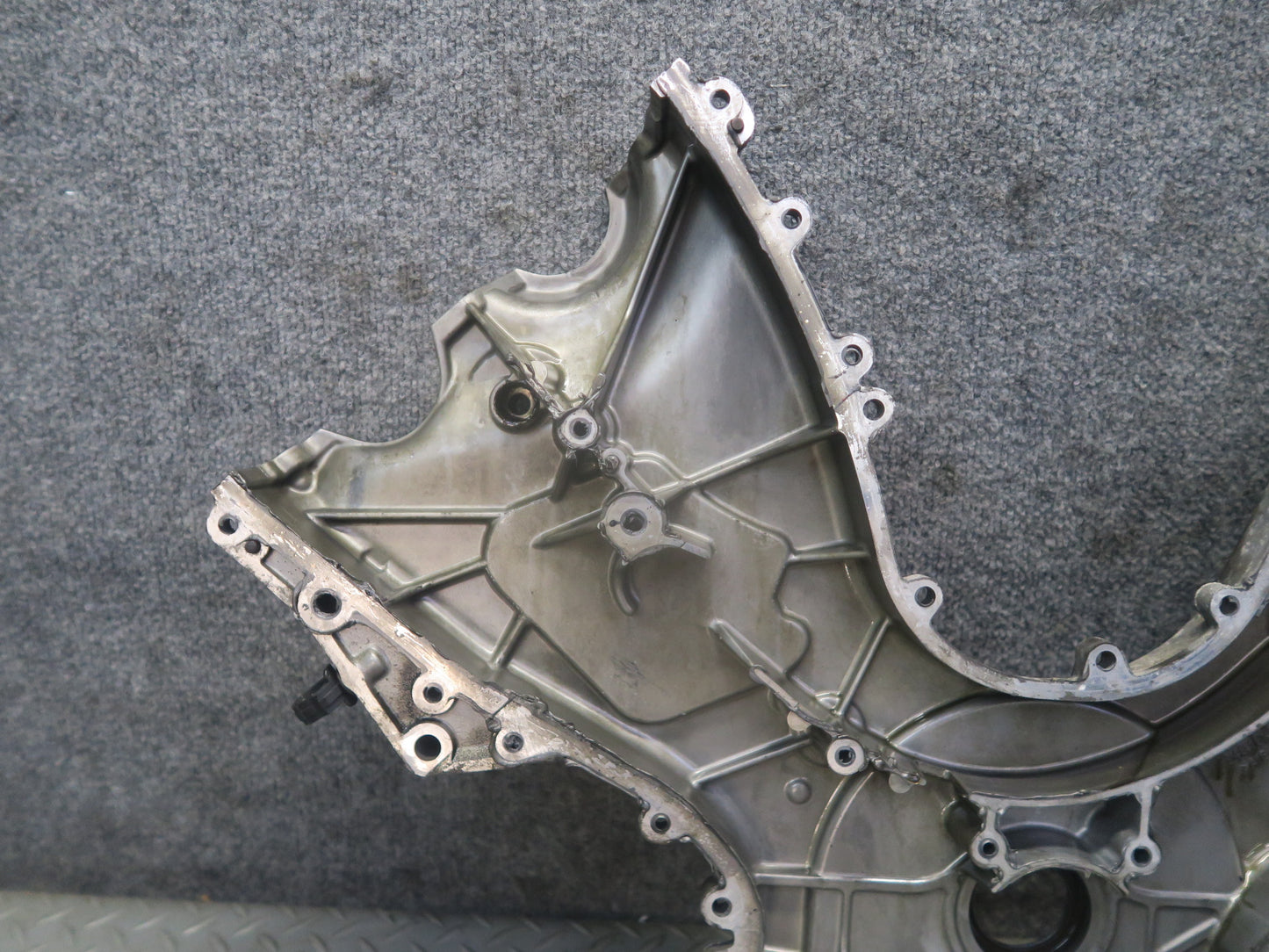 2008-2010 Porsche Cayenne 957 Turbo Front Engine Motor Timing Cover 9481011221R