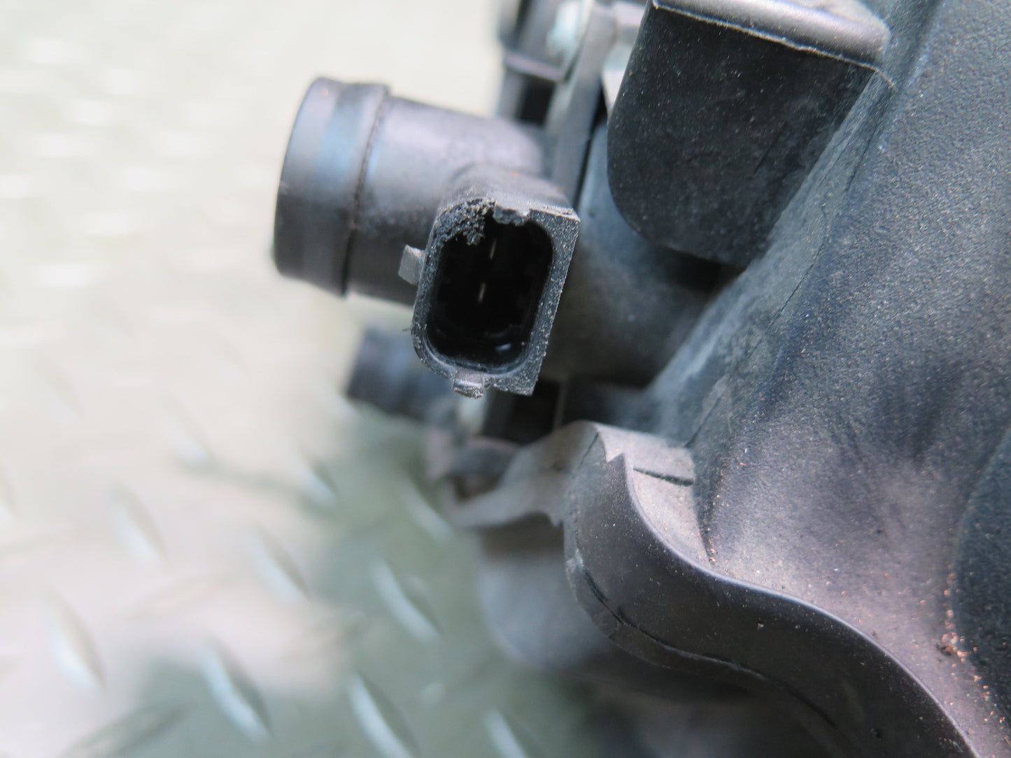 2008-2010 Porsche Cayenne 957 Turbo Intake Manifold