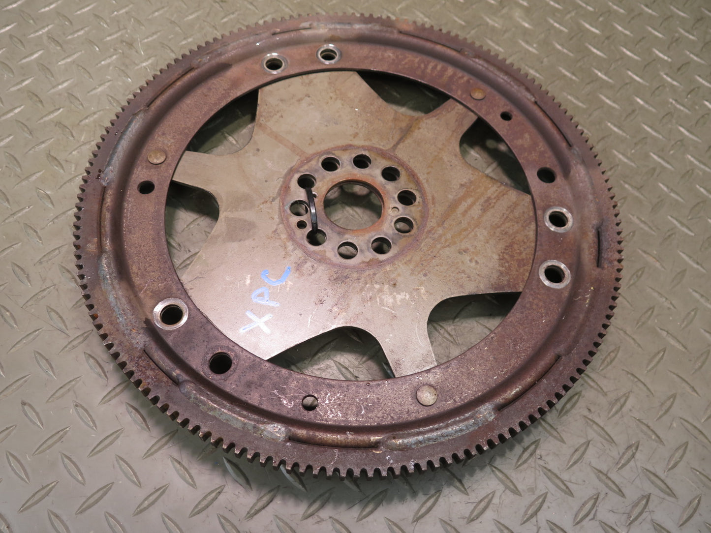 2008-2010 Porsche Cayenne 957 Turbo Automatic Transmission Flywheel 7L5105323E