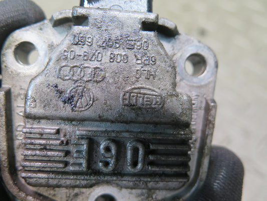 2003-2010 Porsche Cayenne 957 4.5L Engine Motor Oil Sensor