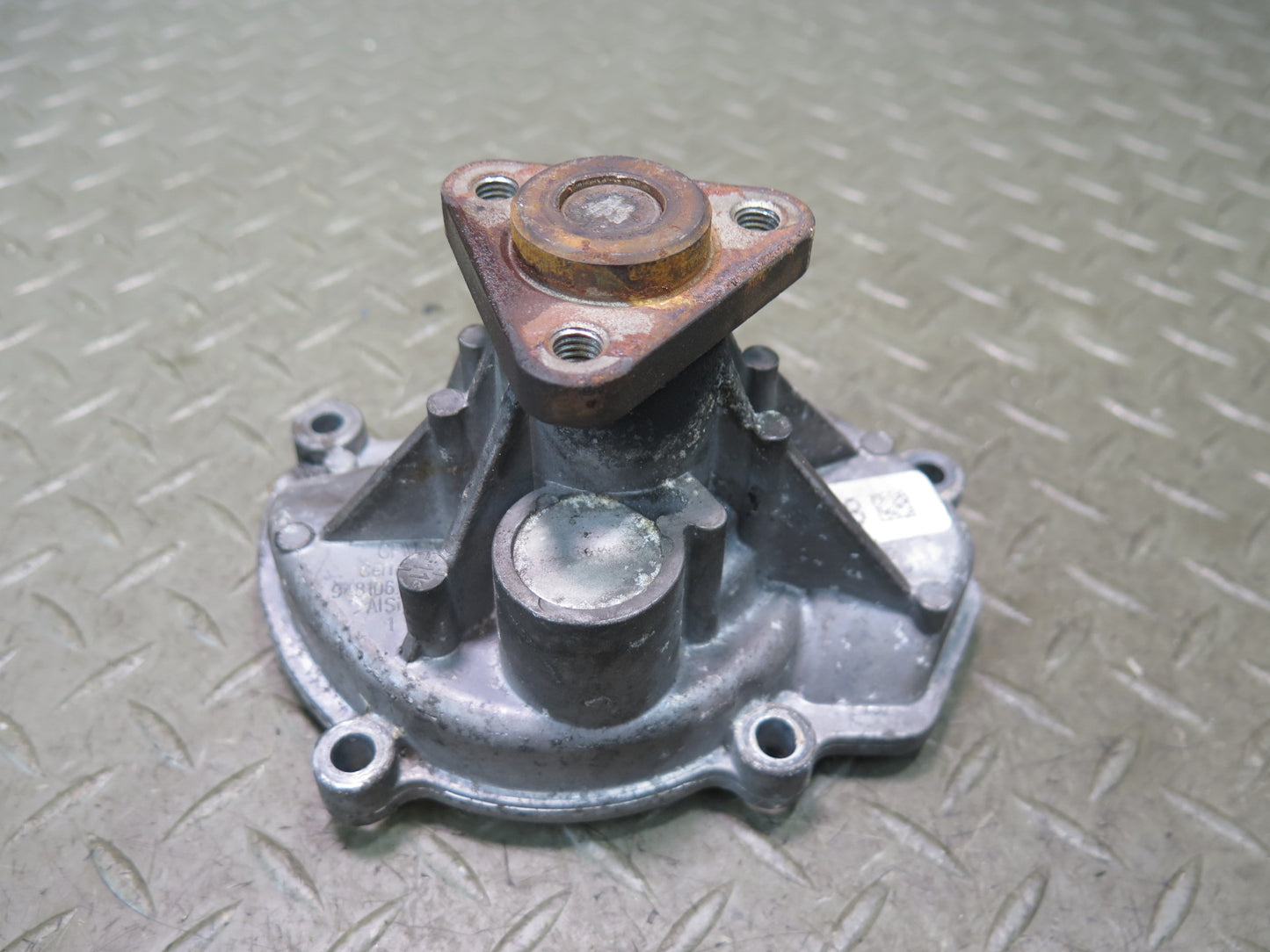 2008-2010 Porsche Cayenne 957 4.8L Engine Coolant Water Pump 94810603301