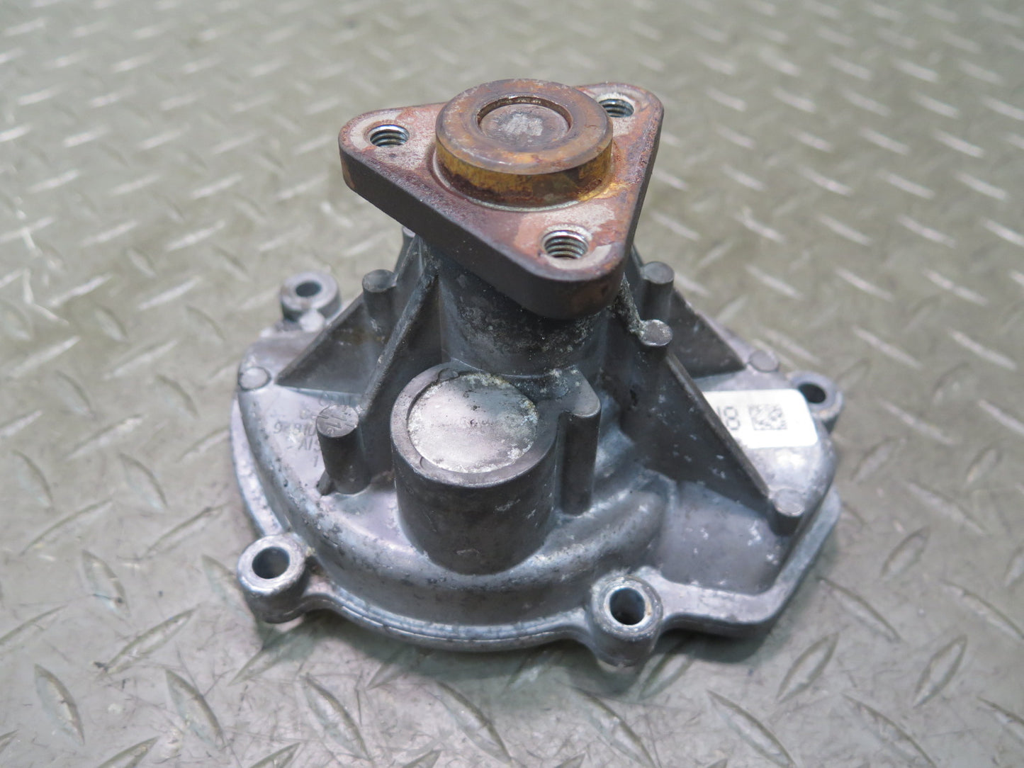 2008-2010 Porsche Cayenne 957 4.8L Engine Coolant Water Pump 94810603301