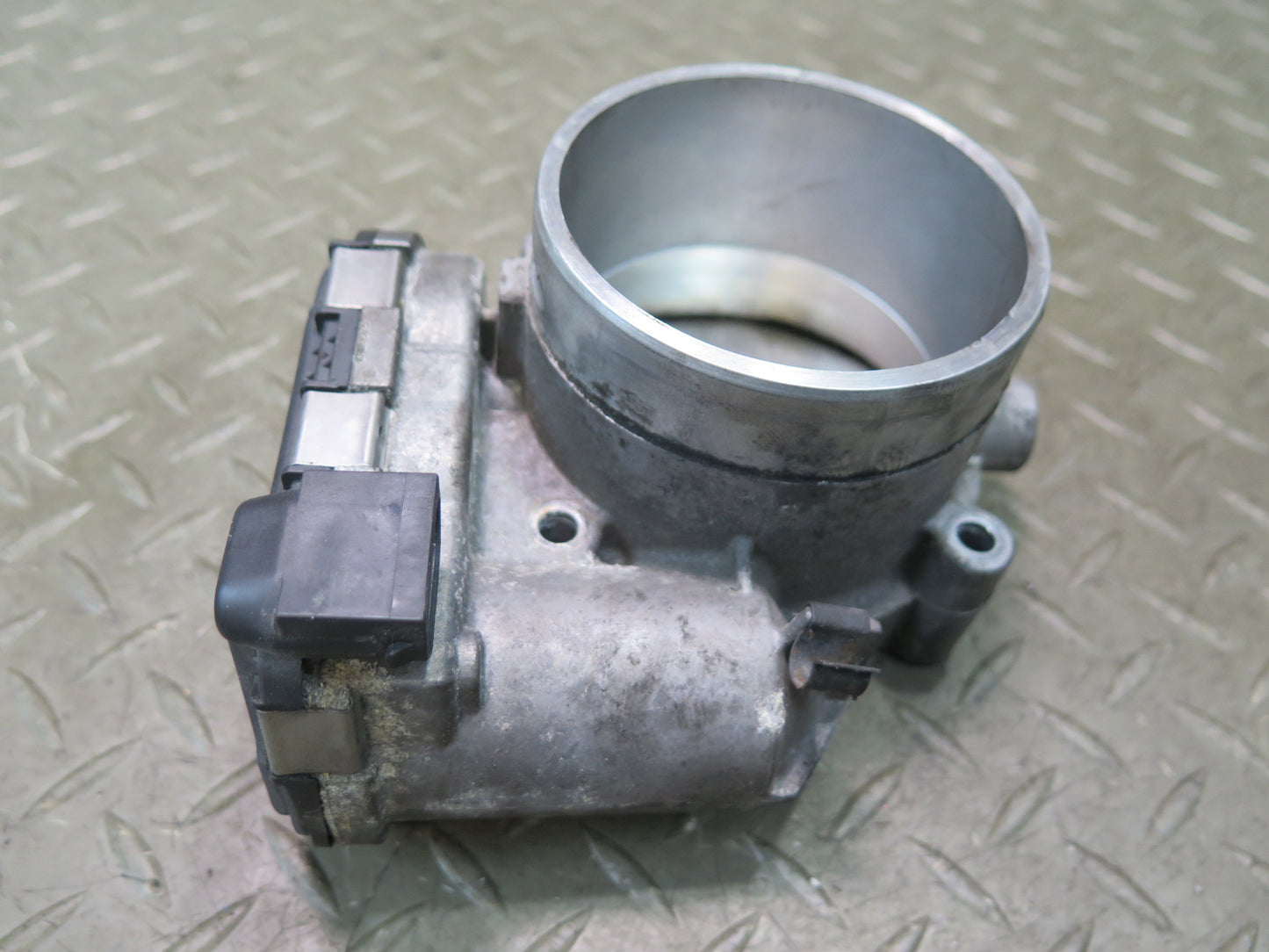 2003-2010 Porsche Cayenne 957 4.5L Engine Motor Throttle Body 0280750114