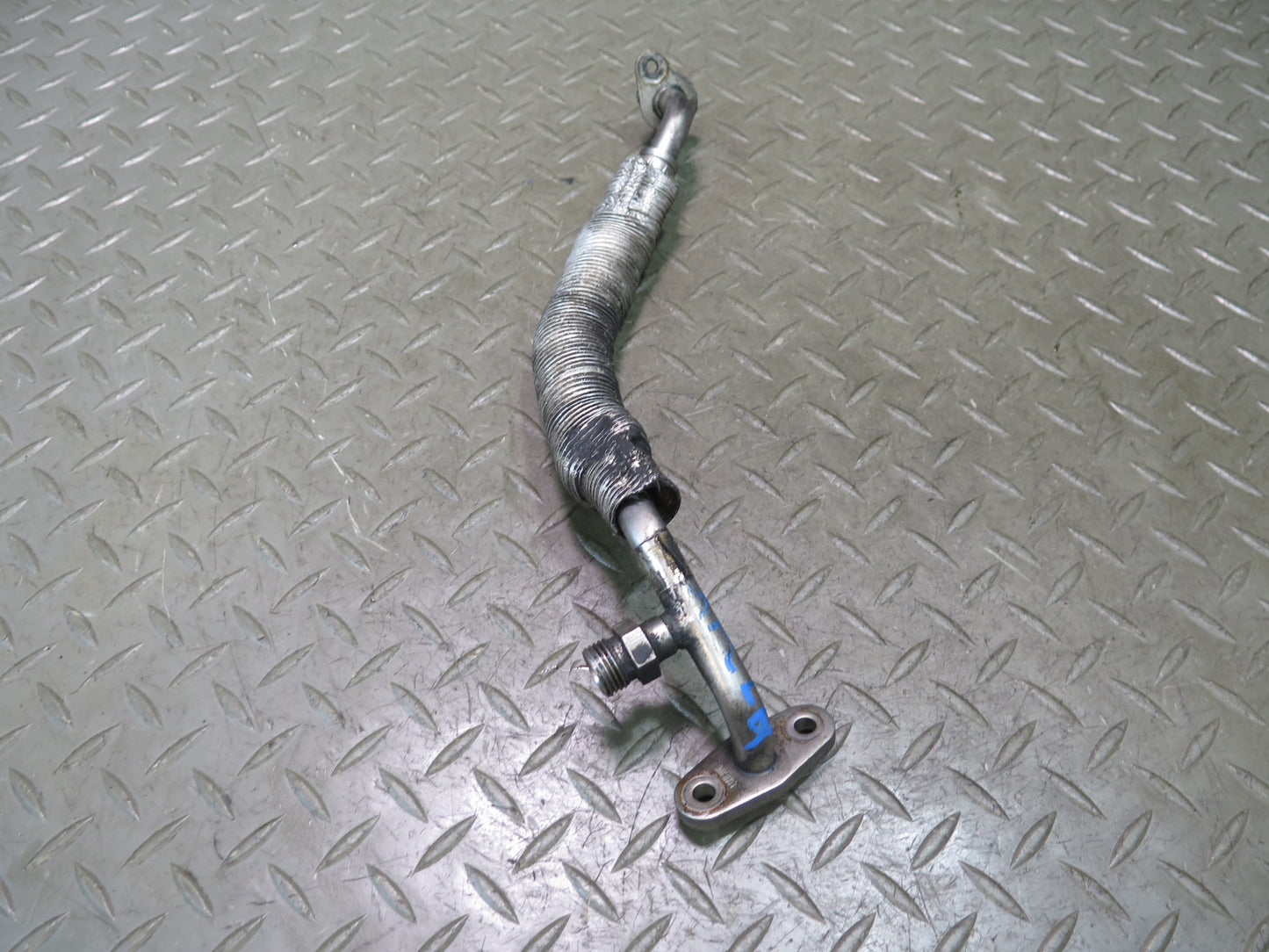 2008-2010 Porsche Cayenne 957 Turbo Turbocharger Oil Pipe Line Set of 2