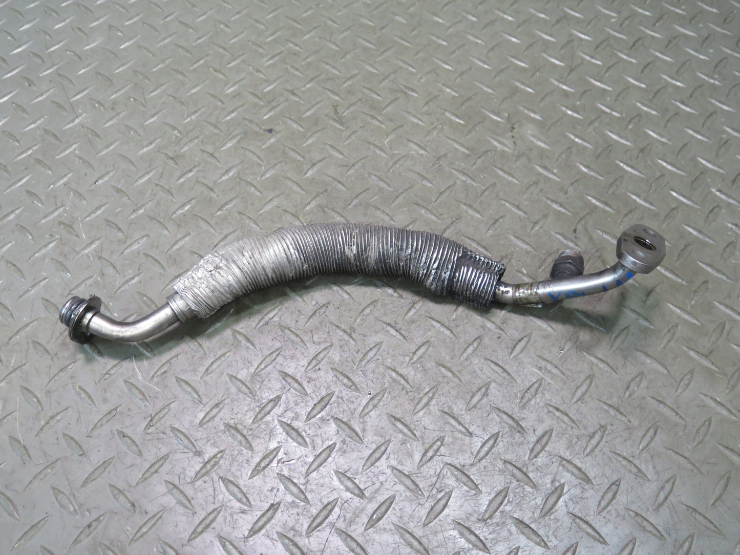 2008-2010 Porsche Cayenne 957 Turbo Turbocharger Oil Pipe Line Set of 2