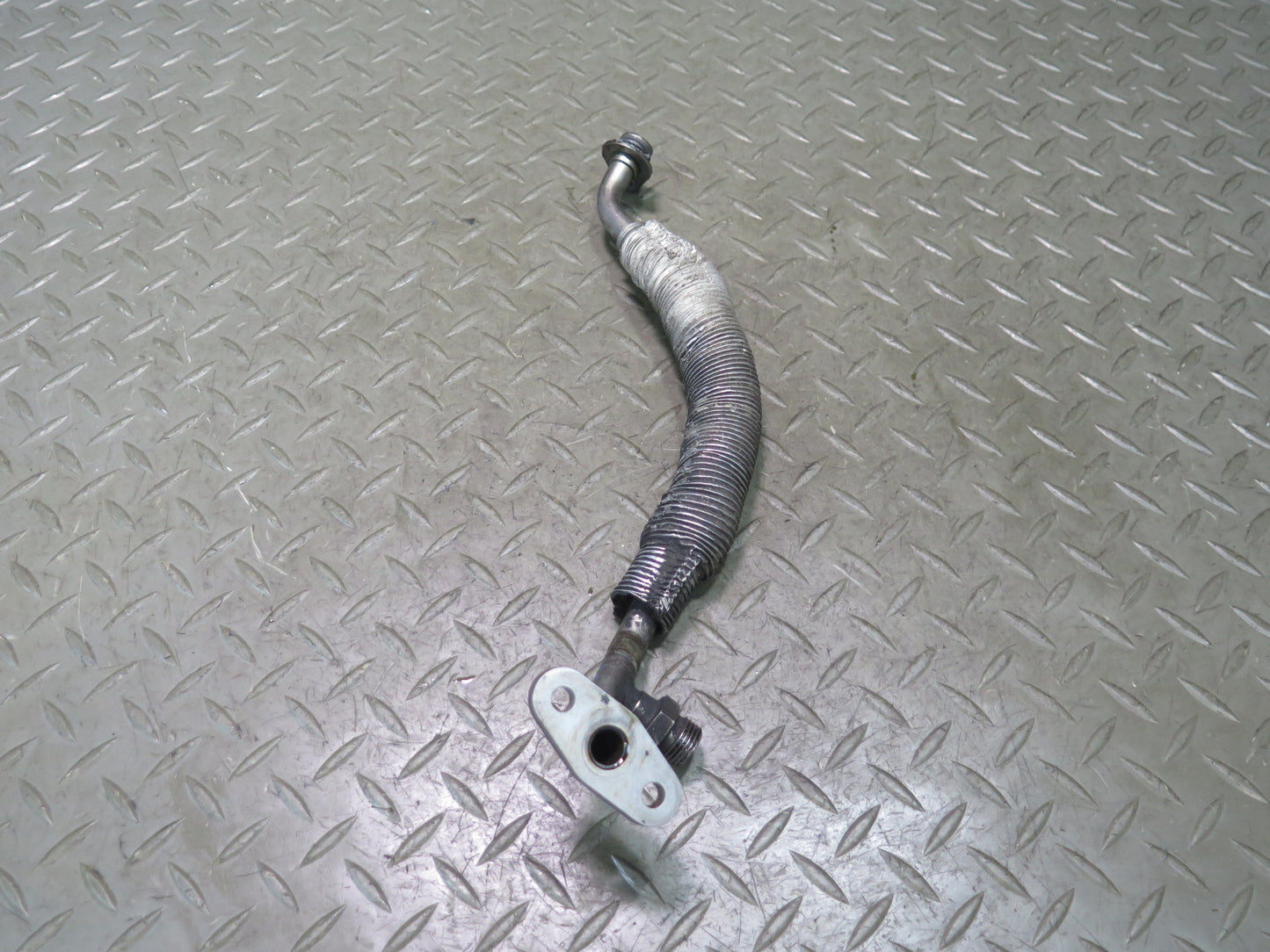 2008-2010 Porsche Cayenne 957 Turbo Turbocharger Oil Pipe Line Set of 2