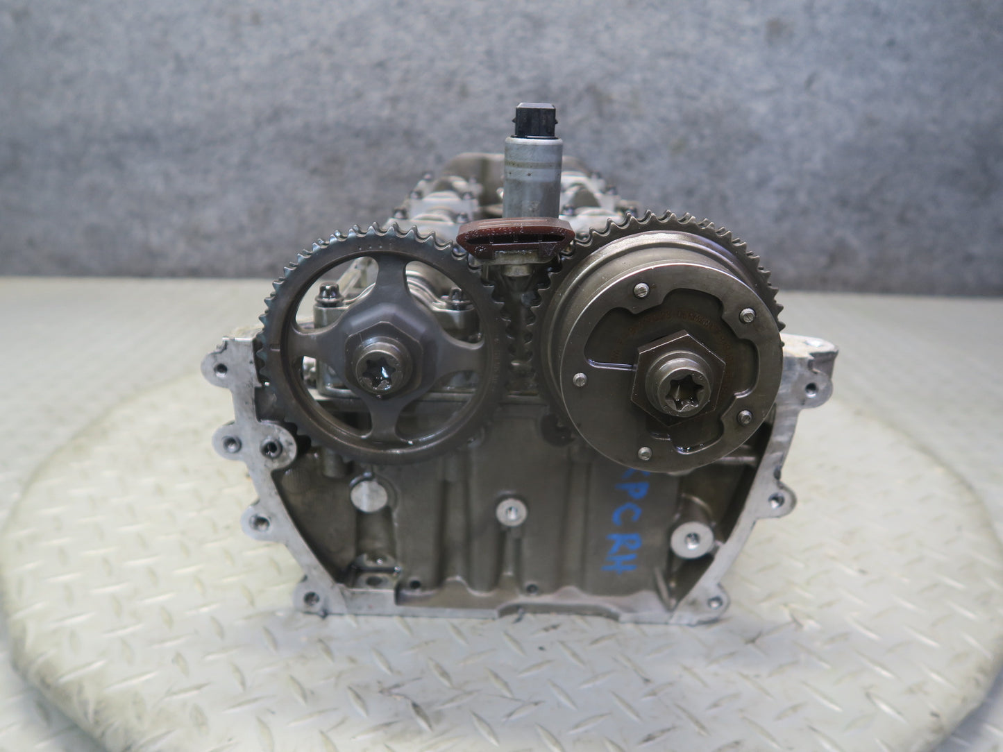 08-10 Porsche Cayenne 957 Turbo M48.51 Engine Right Cylinder Head w Camshafts