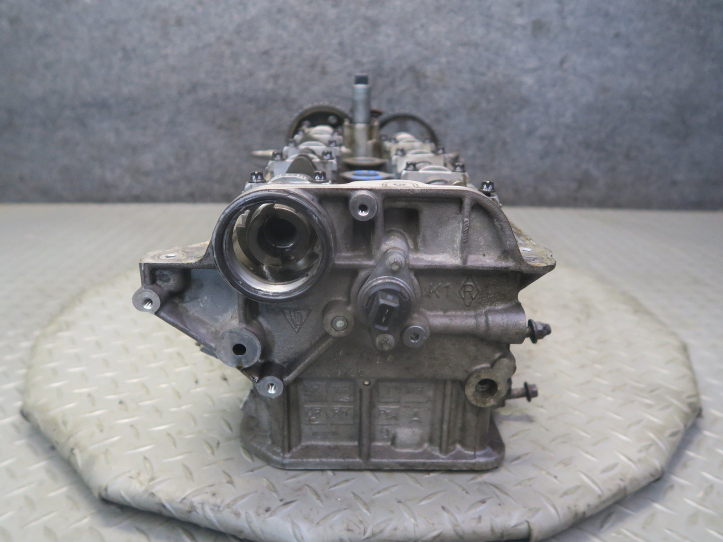 08-10 Porsche Cayenne 957 Turbo M48.51 Engine Right Cylinder Head w Camshafts