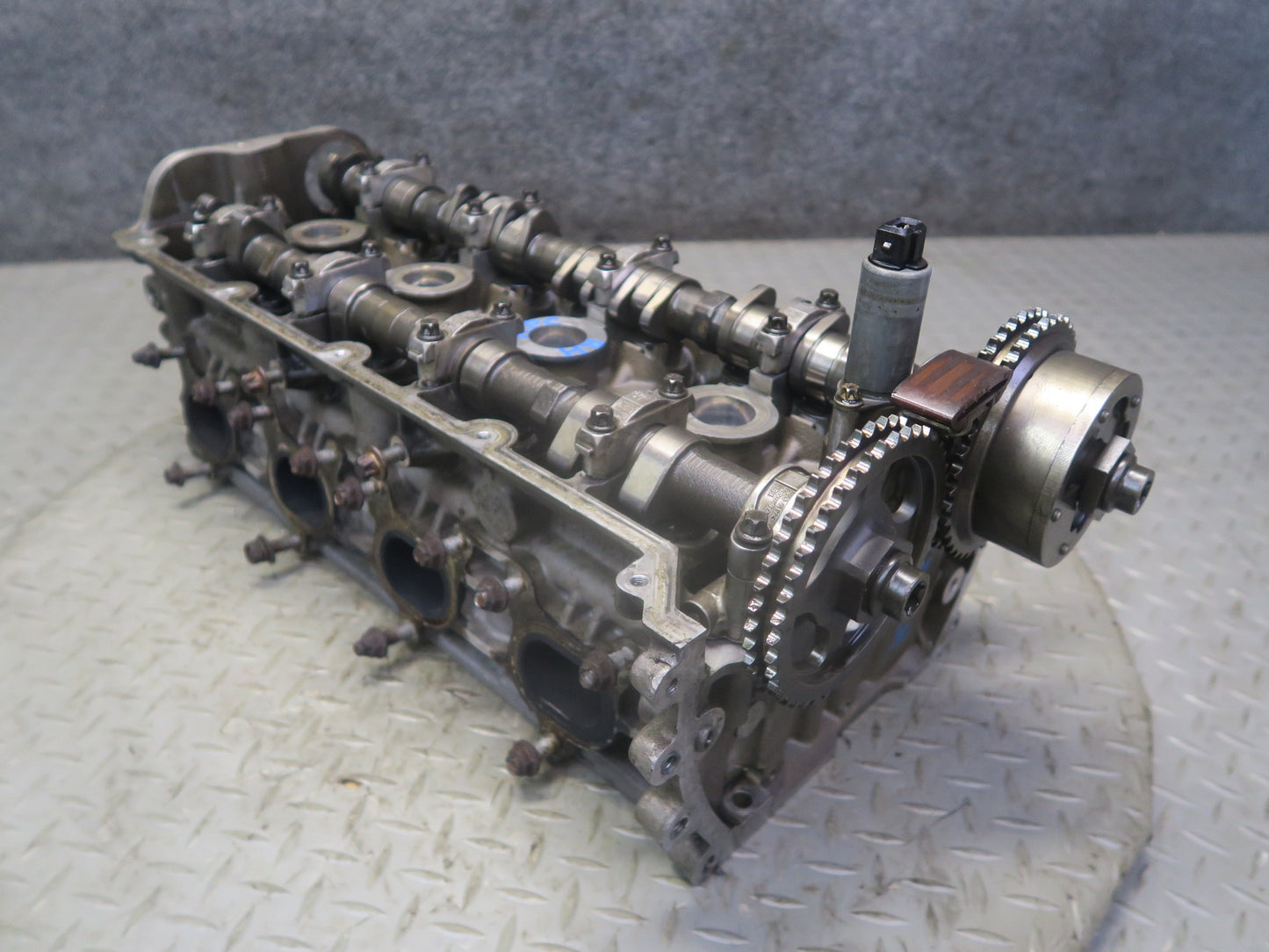 08-10 Porsche Cayenne 957 Turbo M48.51 Engine Right Cylinder Head w Camshafts