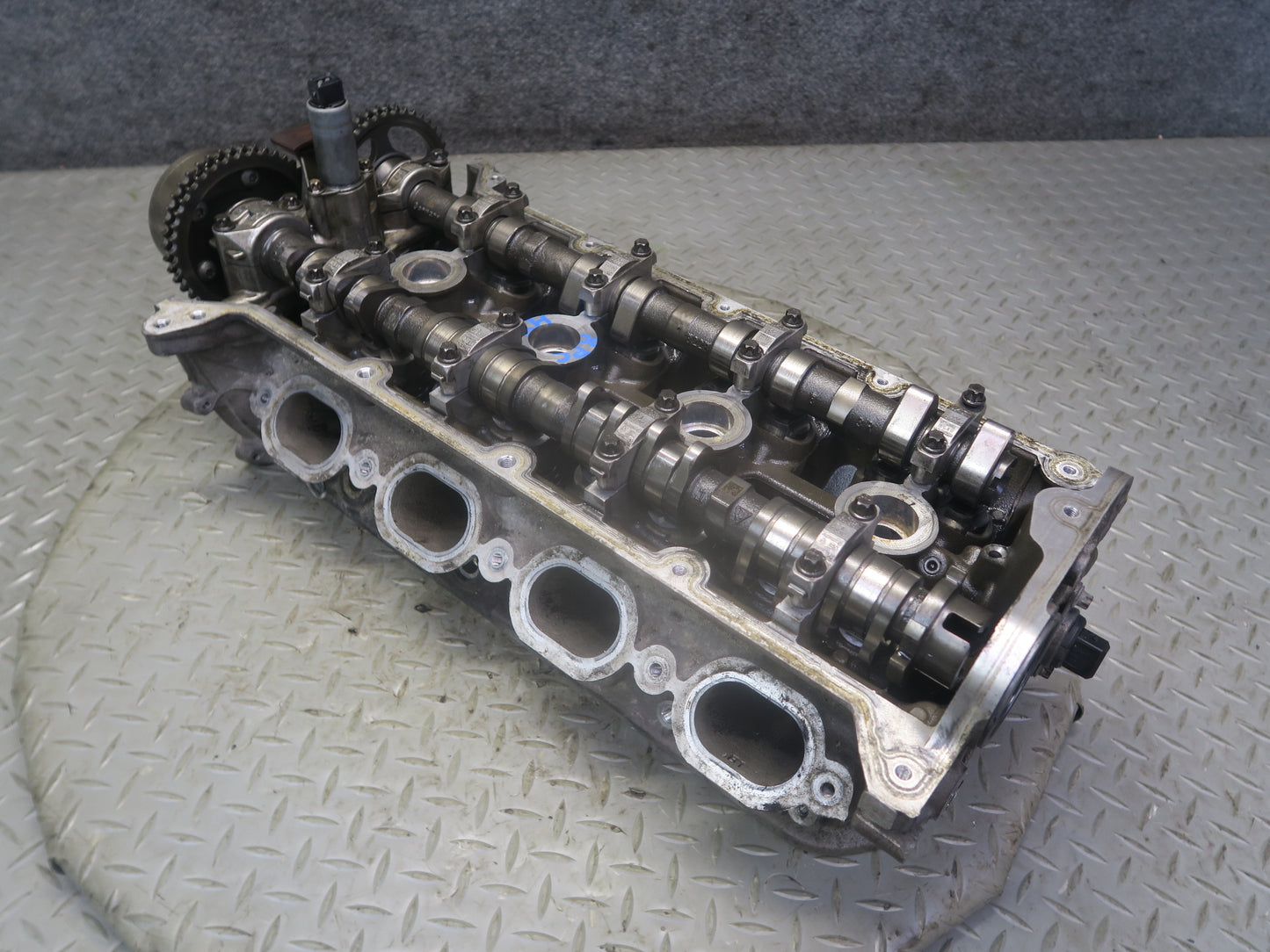 08-10 Porsche Cayenne 957 Turbo M48.51 Engine Right Cylinder Head w Camshafts