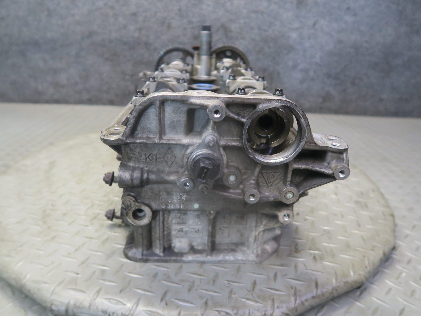 2008-2010 Porsche Cayenne 957 Turbo M48.51 Engine Left Cylinder Head w Camshafts