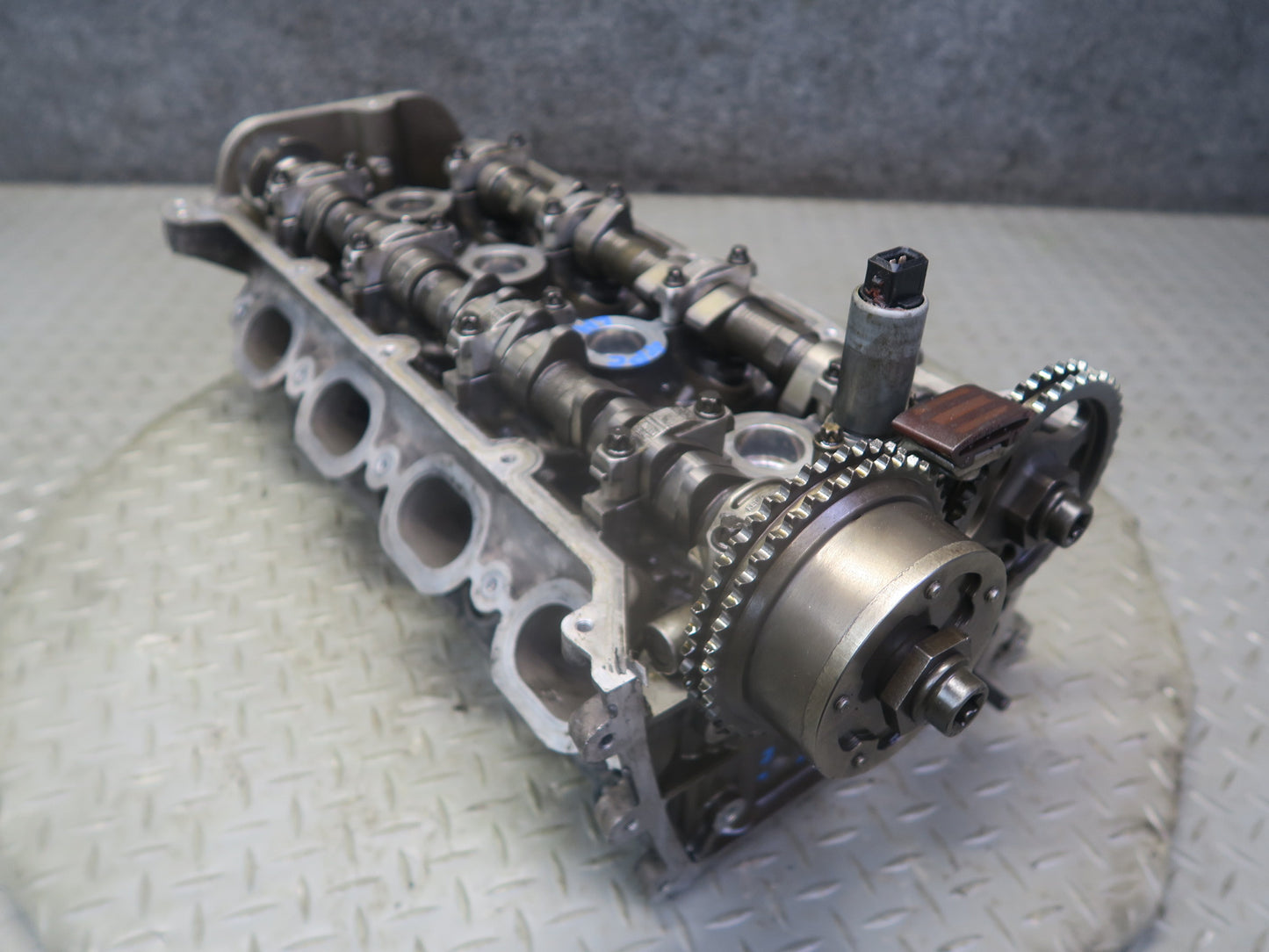 2008-2010 Porsche Cayenne 957 Turbo M48.51 Engine Left Cylinder Head w Camshafts