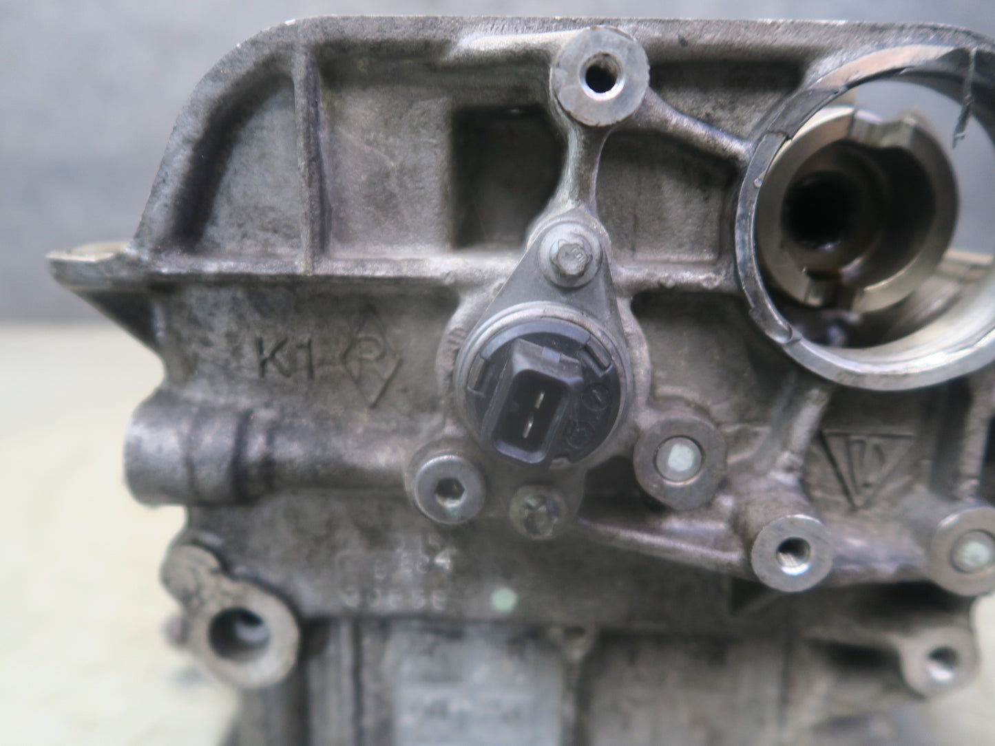 2008-2010 Porsche Cayenne 957 Turbo M48.51 Engine Left Cylinder Head w Camshafts