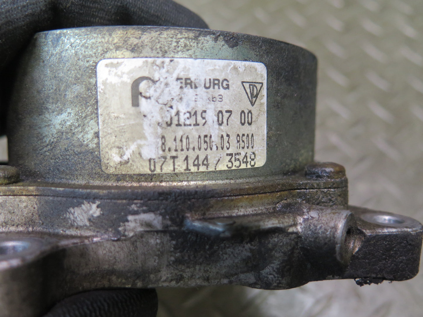 2008 Porsche Cayenne 957 Turbo Engine Vacuum Pump