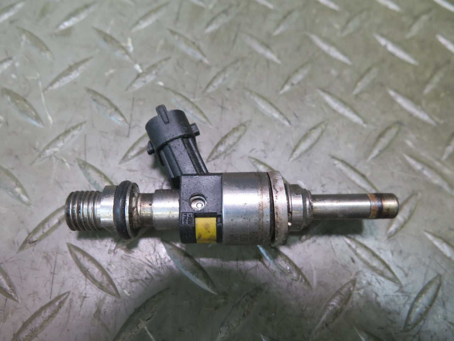 2008-2010 Porsche Cayenne 957 Turbo Fuel Injector Set of 8