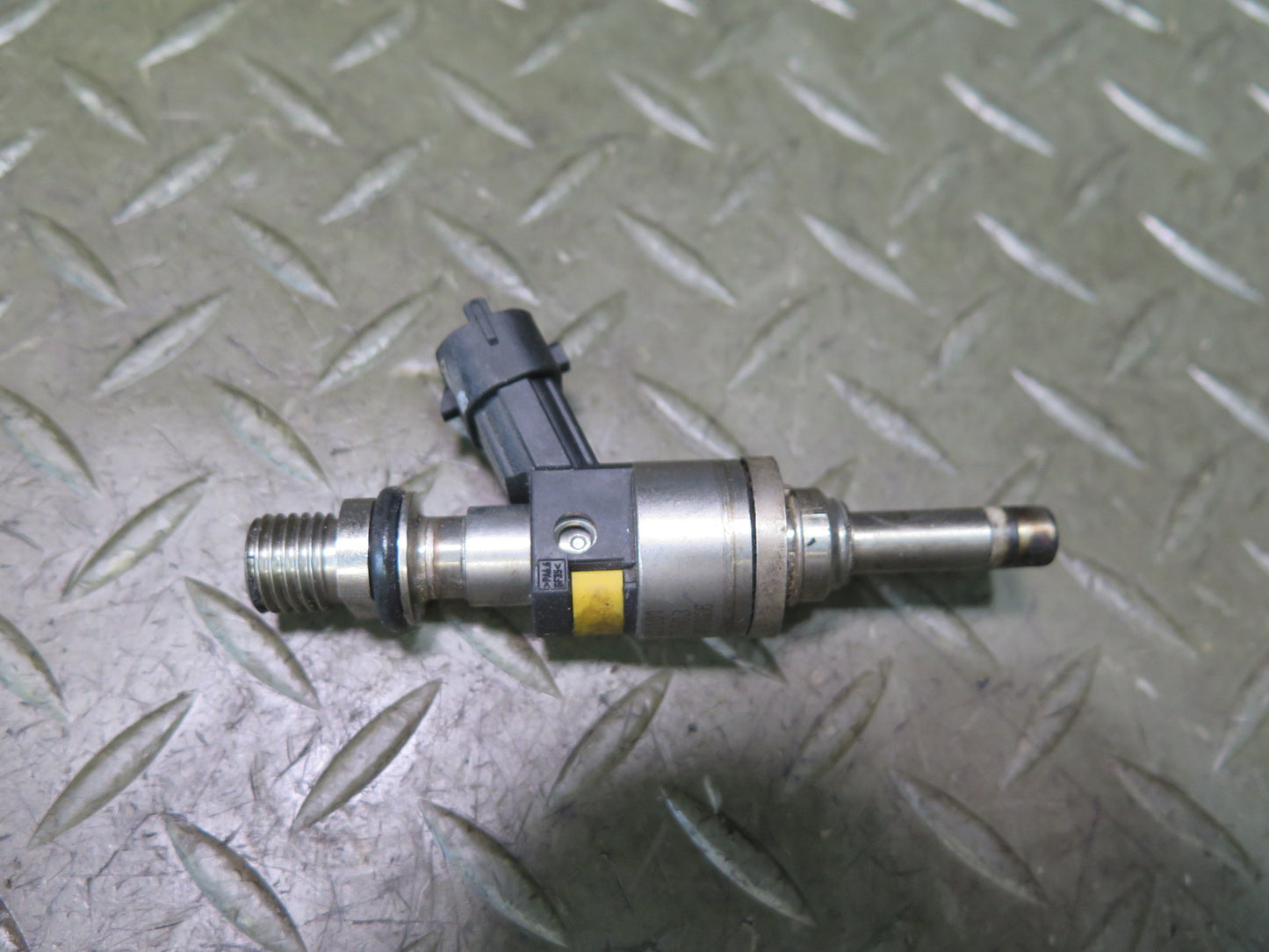 2008-2010 Porsche Cayenne 957 Turbo Fuel Injector Set of 8