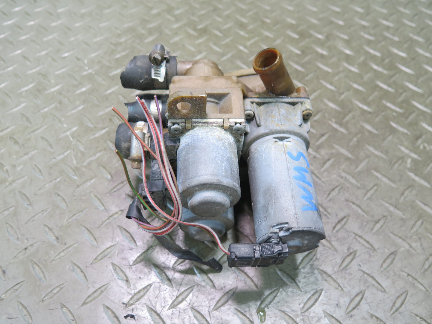 94-99 Mercedes W140 C140 S420 S500 Heater Control Water Valve 0018301484 OEM