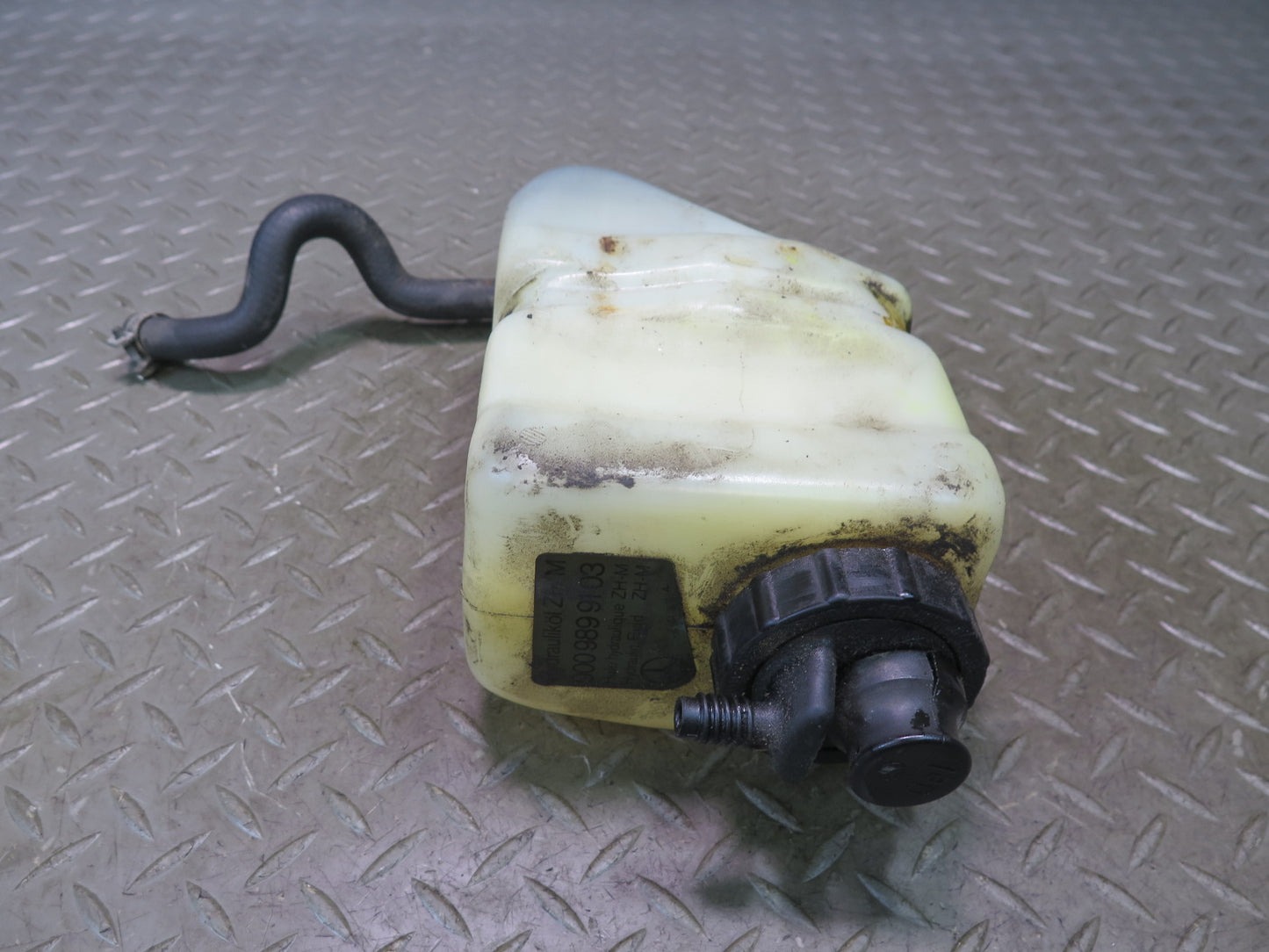 94-99 Mercedes W140 C140 S500 Hydraulic Suspension Reservoir Bottle Tank OEM