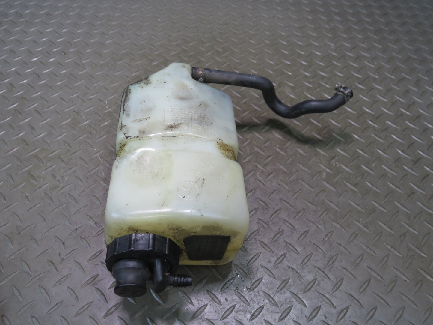 94-99 Mercedes W140 C140 S500 Hydraulic Suspension Reservoir Bottle Tank OEM