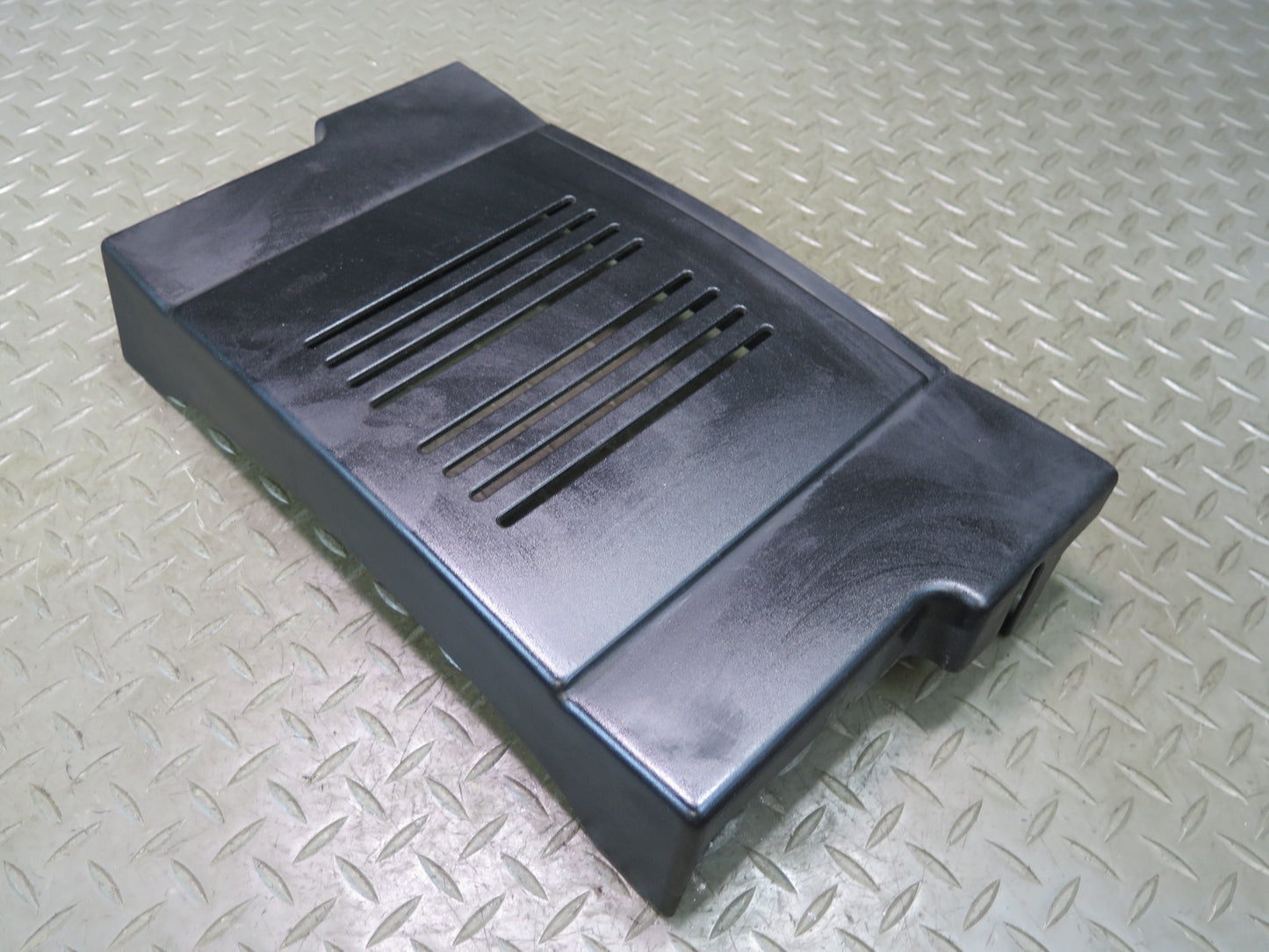 94-99 Mercedes W140 S500 M119 Front Engine Air Cleaner Cover Trim 1190900312 OEM