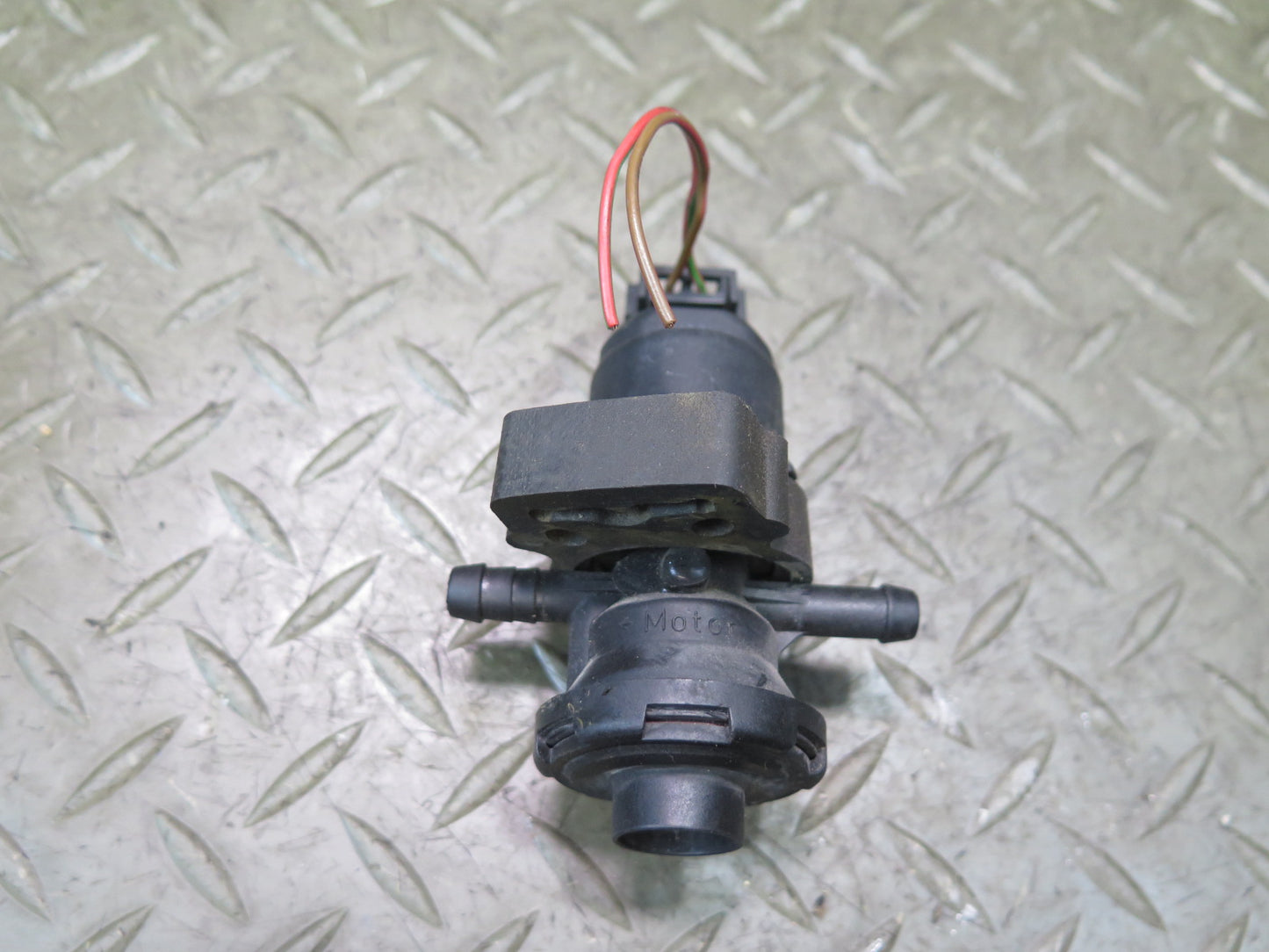 94-99 Mercedes W140 C140 S500 Vacuum Purge Valve Solenoid 0011408060 OEM