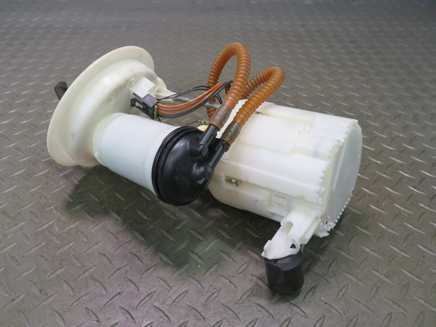 2015-2020 BMW F82 F83 M4 3.0L S55 Fuel Pump Level Sensor Assembly