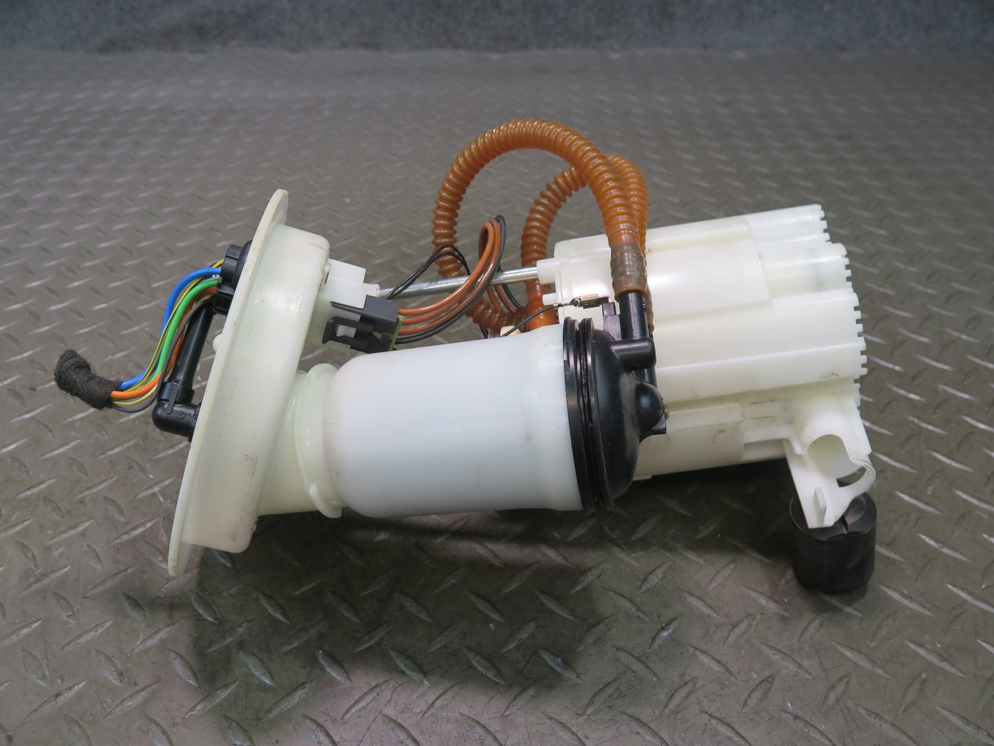 2015-2020 BMW F82 F83 M4 3.0L S55 Fuel Pump Level Sensor Assembly