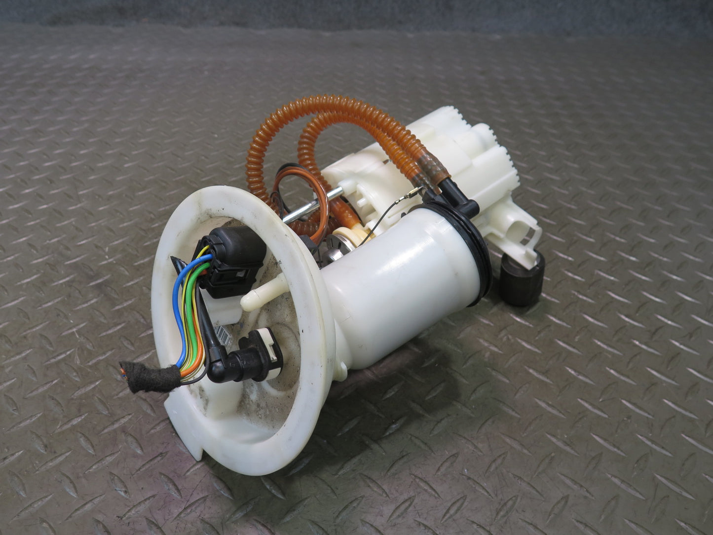 2015-2020 BMW F82 F83 M4 3.0L S55 Fuel Pump Level Sensor Assembly