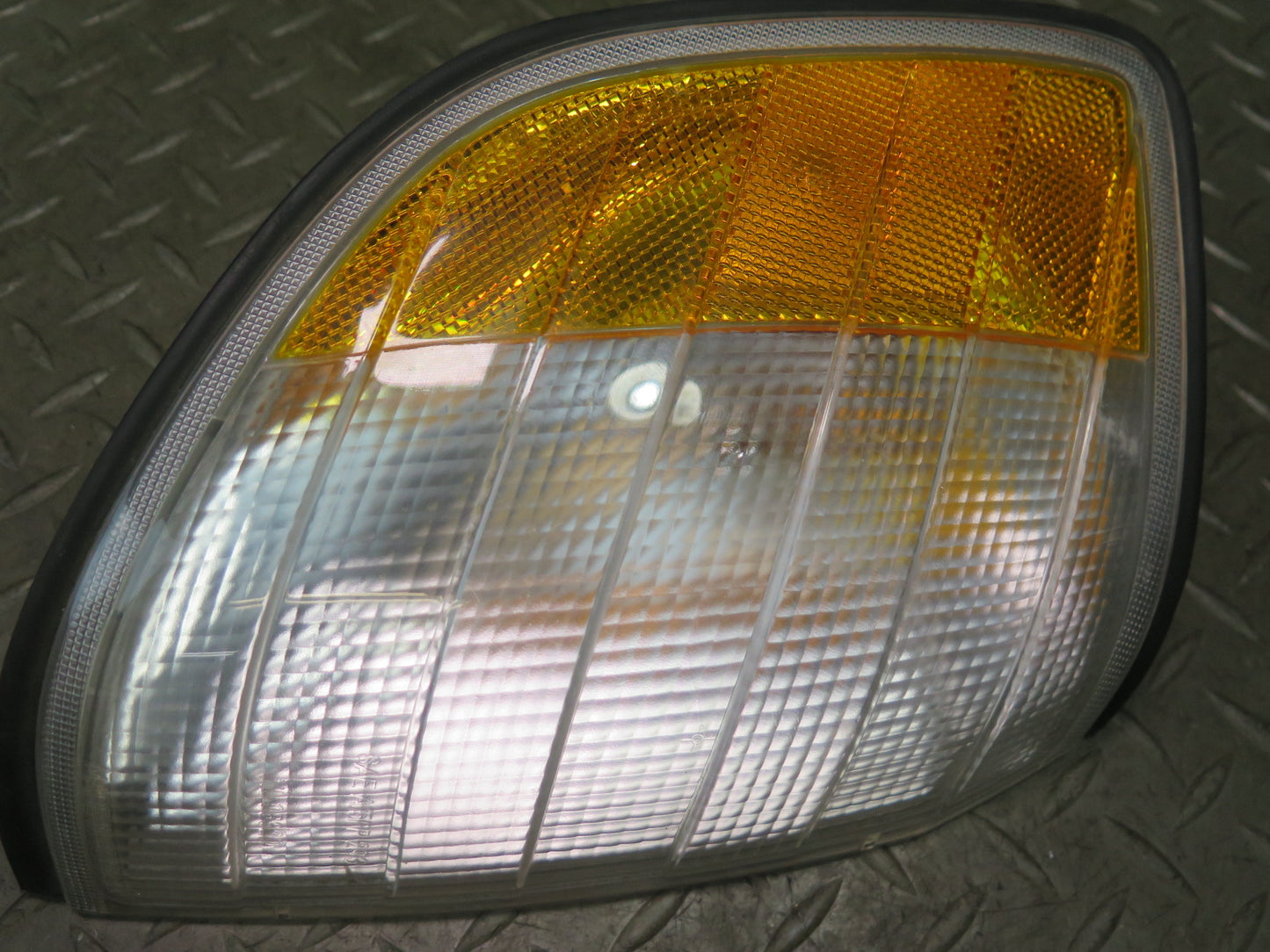 94-99 Mercedes W140 Front Right Turn Signal Corner Light Lamp 1408260843 OEM
