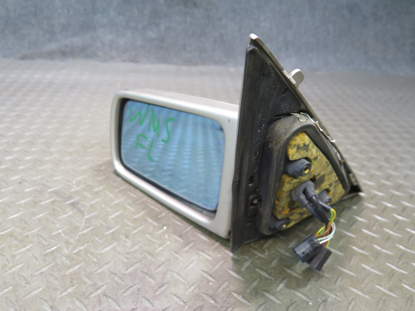 94-95 Mercedes W140 S500 Front Left Door Side View Heated Power Mirror Damaged