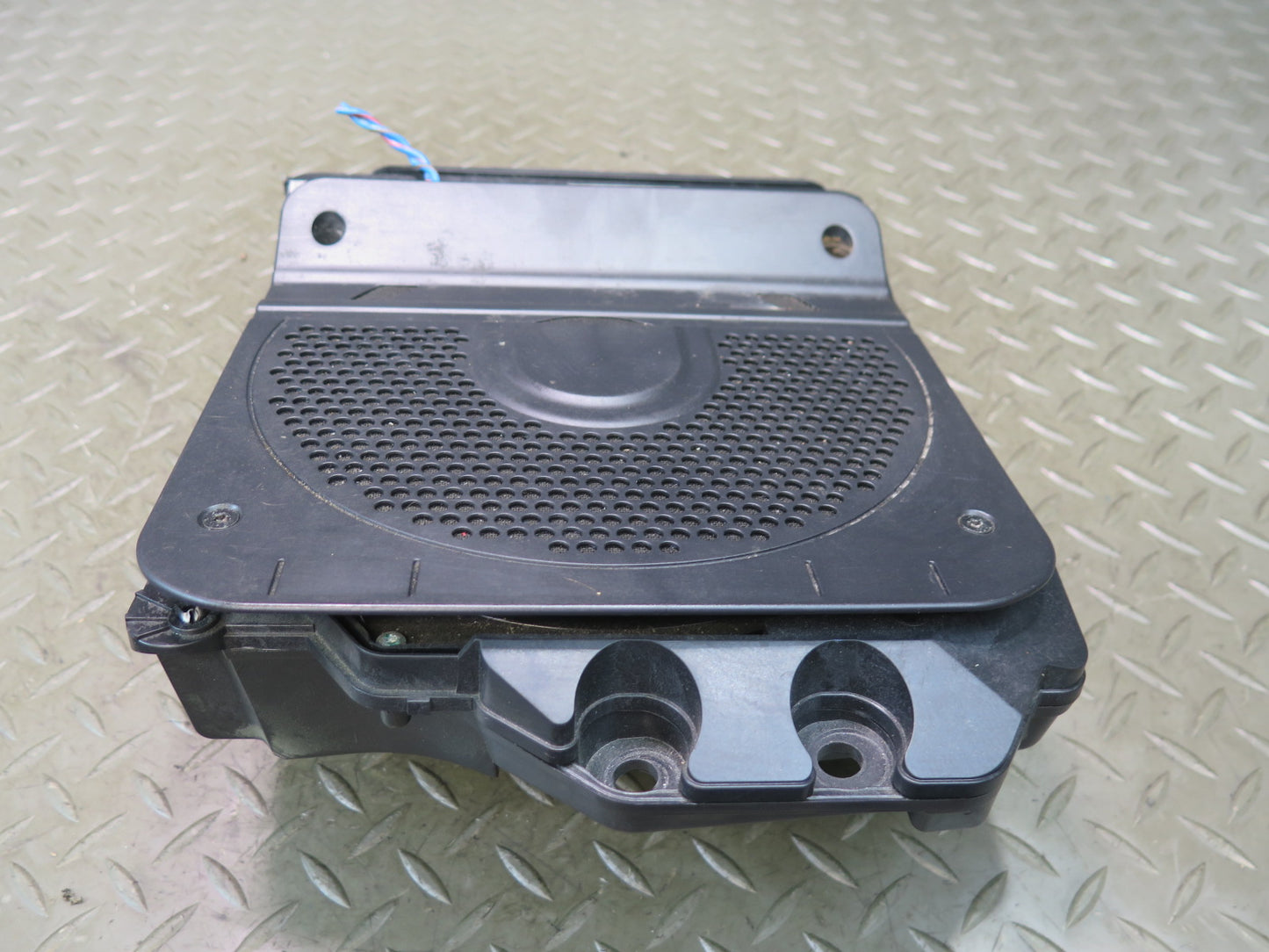 2012-2020 BMW F30 F82 F83 M4 Front Right Side Audio Speaker Subwoofer