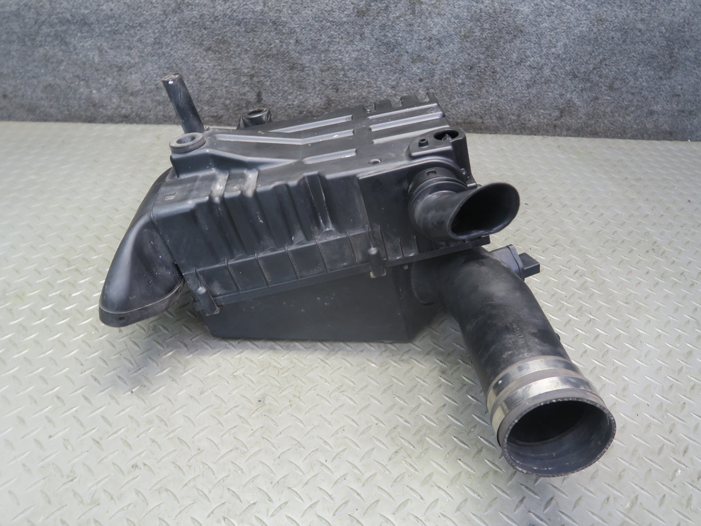 2008 VW Golf MK5 R32 AFE Power Air Intake Cleaner Filter Box w MAF Sensor