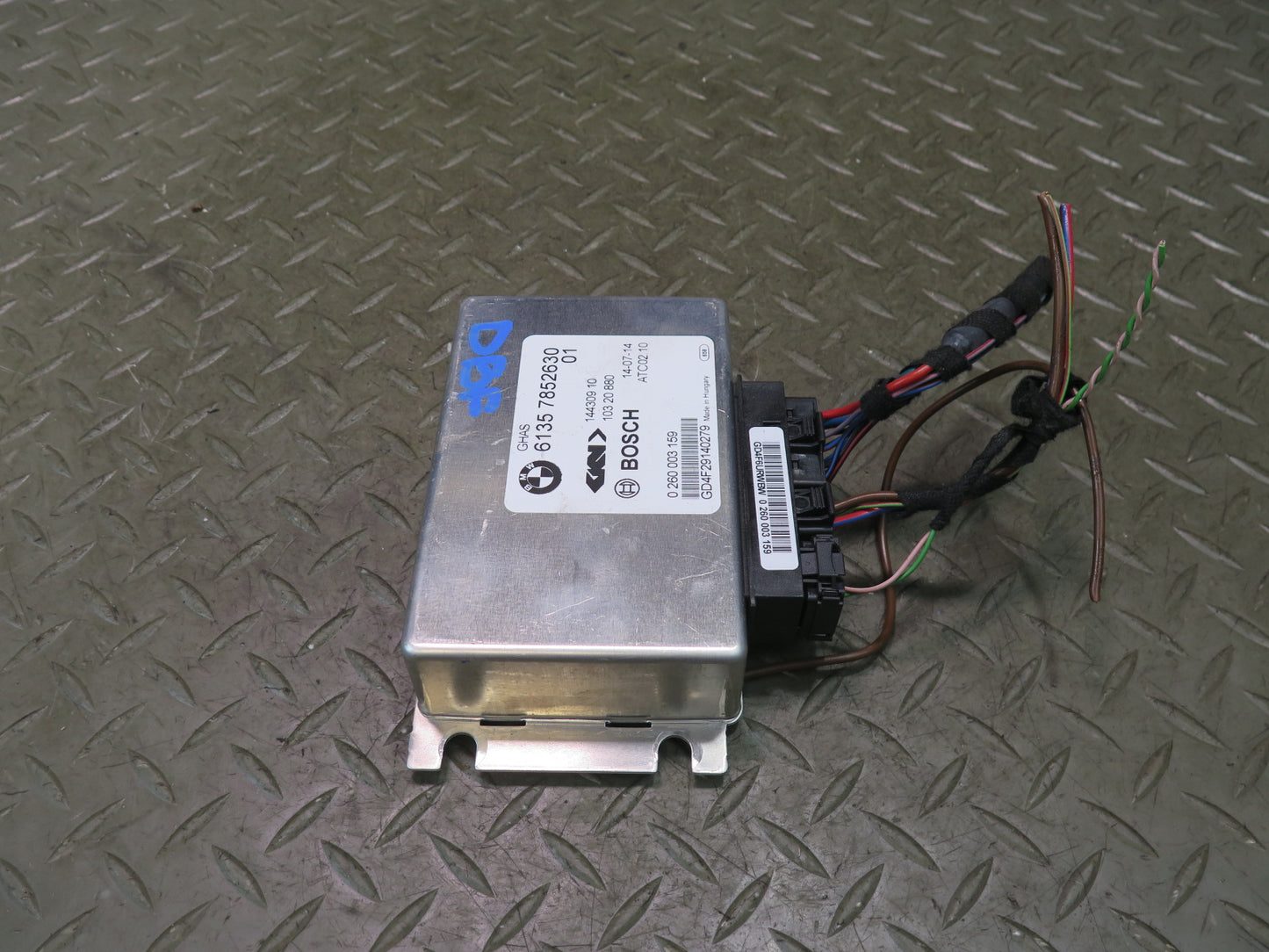 2015-2020 BMW F82 F83 M4 Rear Differential Lock Control Module Unit