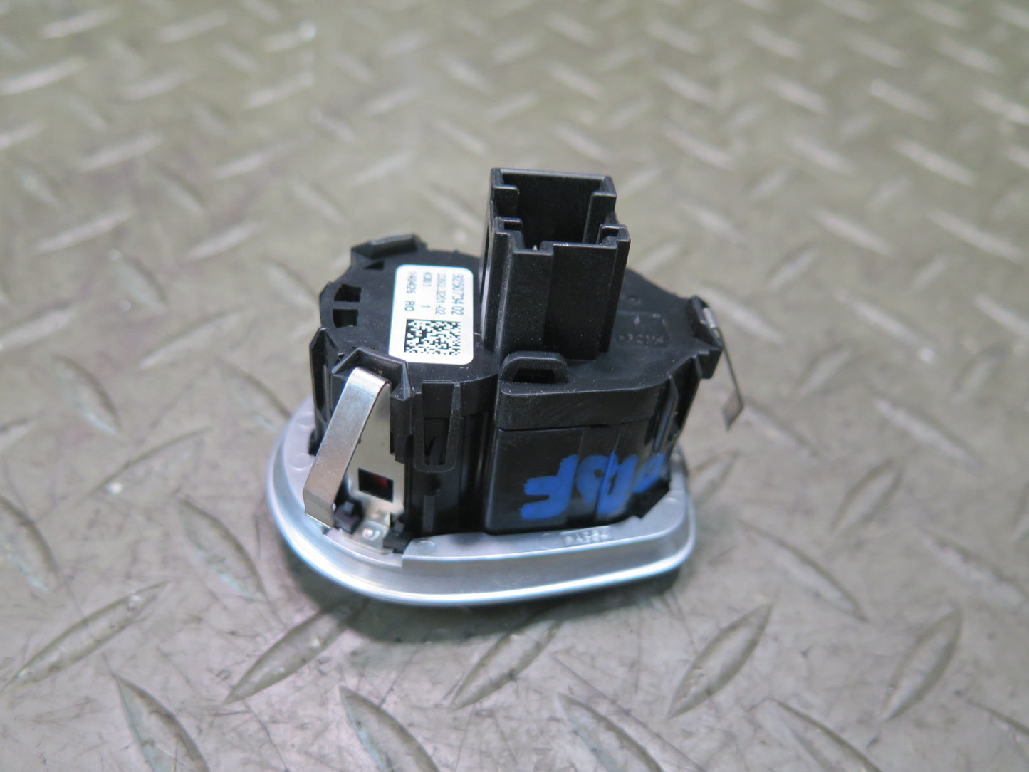 2012-2020 BMW F30 F82 F83 M4 Engine Start Stop  Ignition Switch Button RED