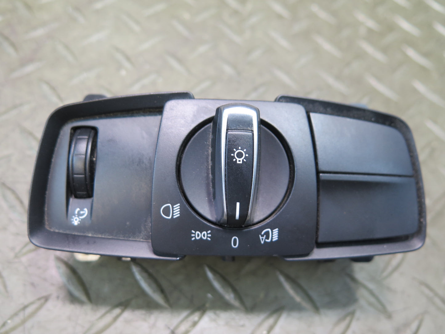 2012-2020 BMW F30 F82 F83 M4 Headlight Fog Lamp Switch Control Panel