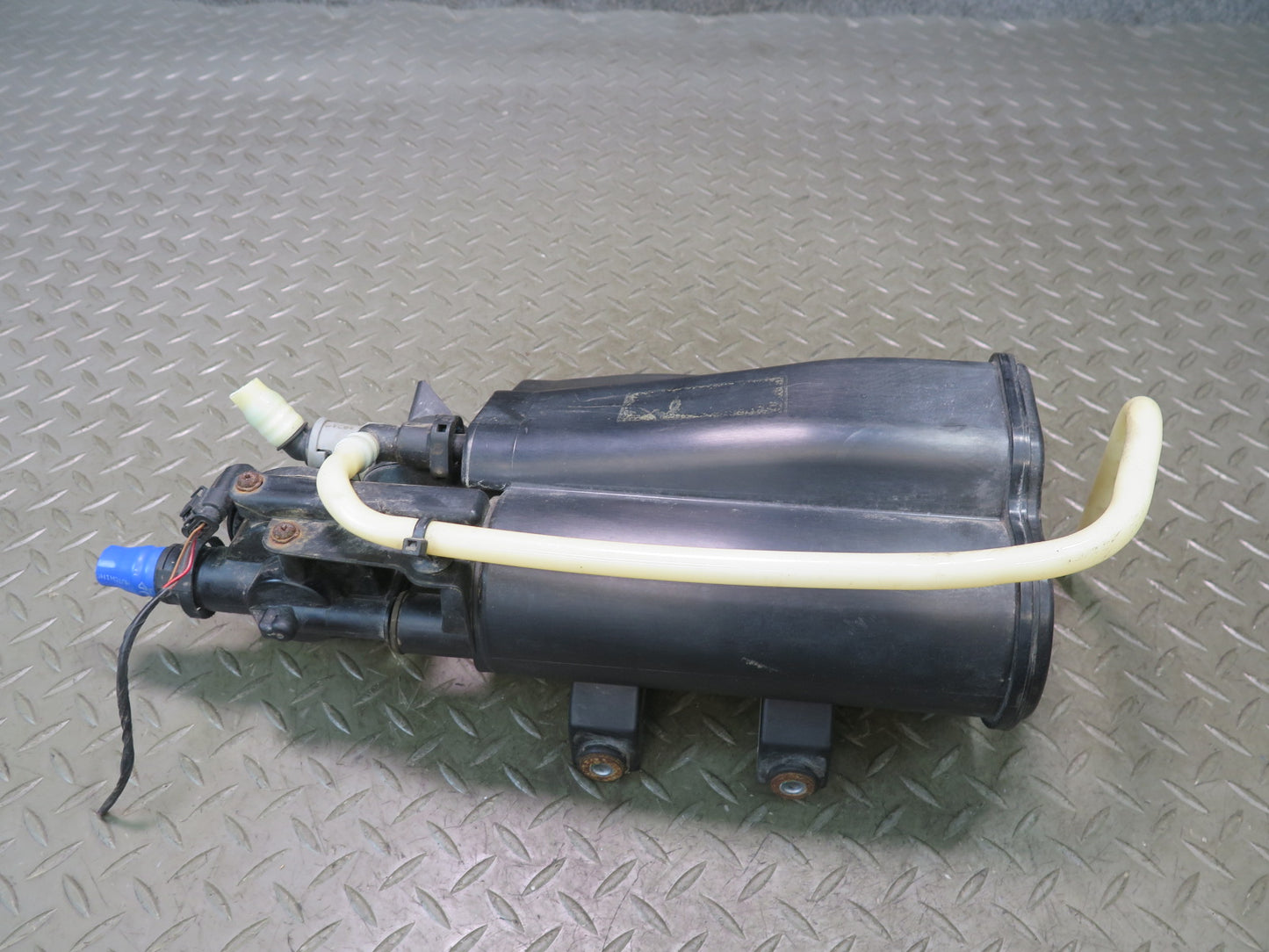 2015-2020 BMW F82 F83 M4 Fuel Evaporator Vapor Charcoal Canister