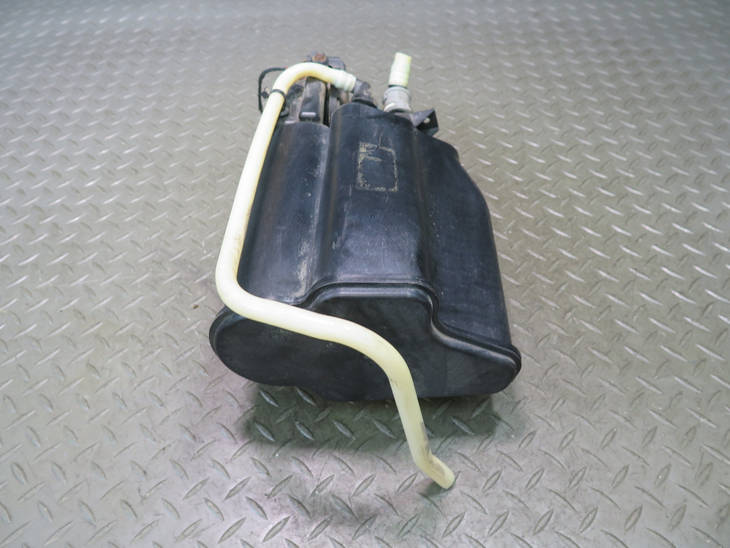 2015-2020 BMW F82 F83 M4 Fuel Evaporator Vapor Charcoal Canister